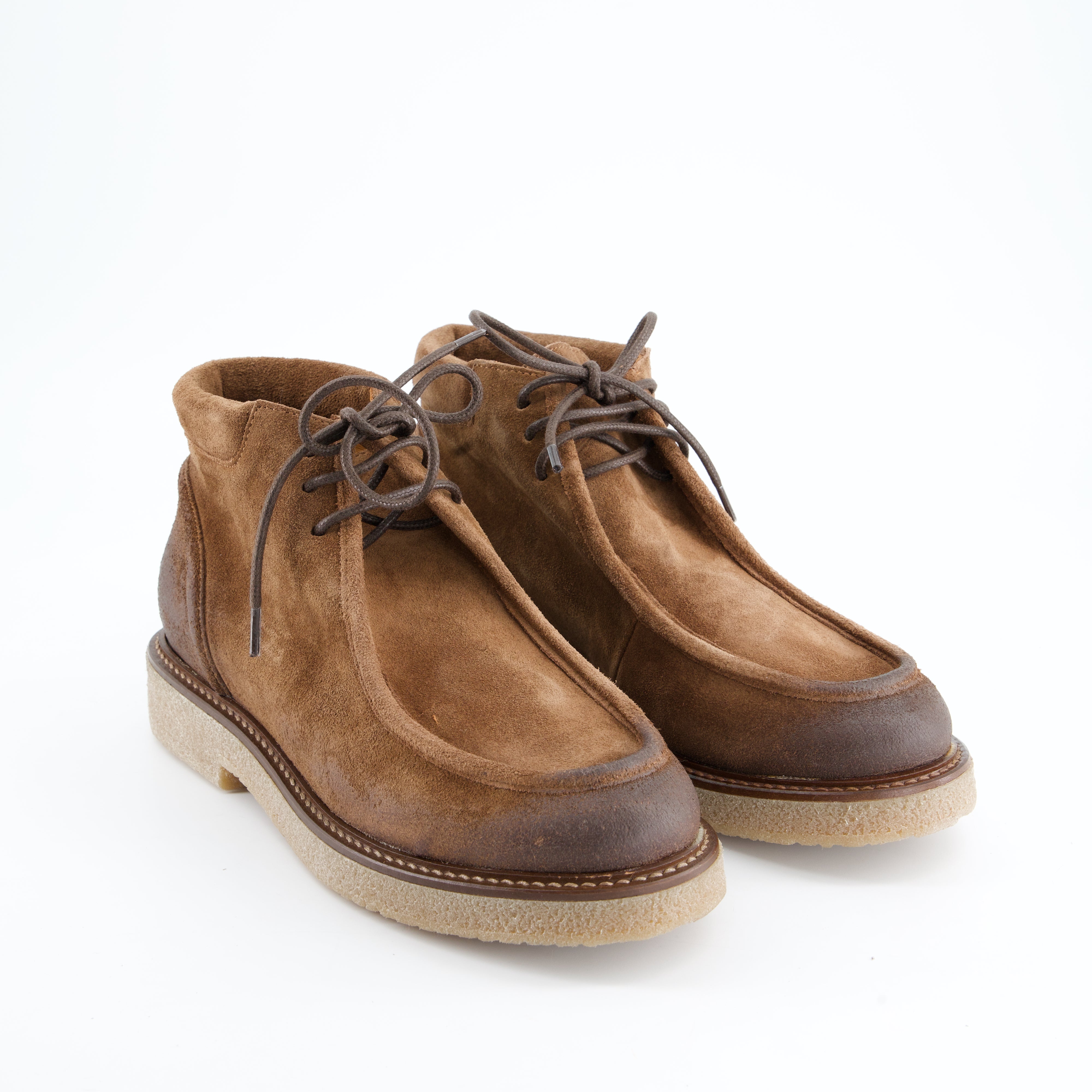 Schnürschuhe
