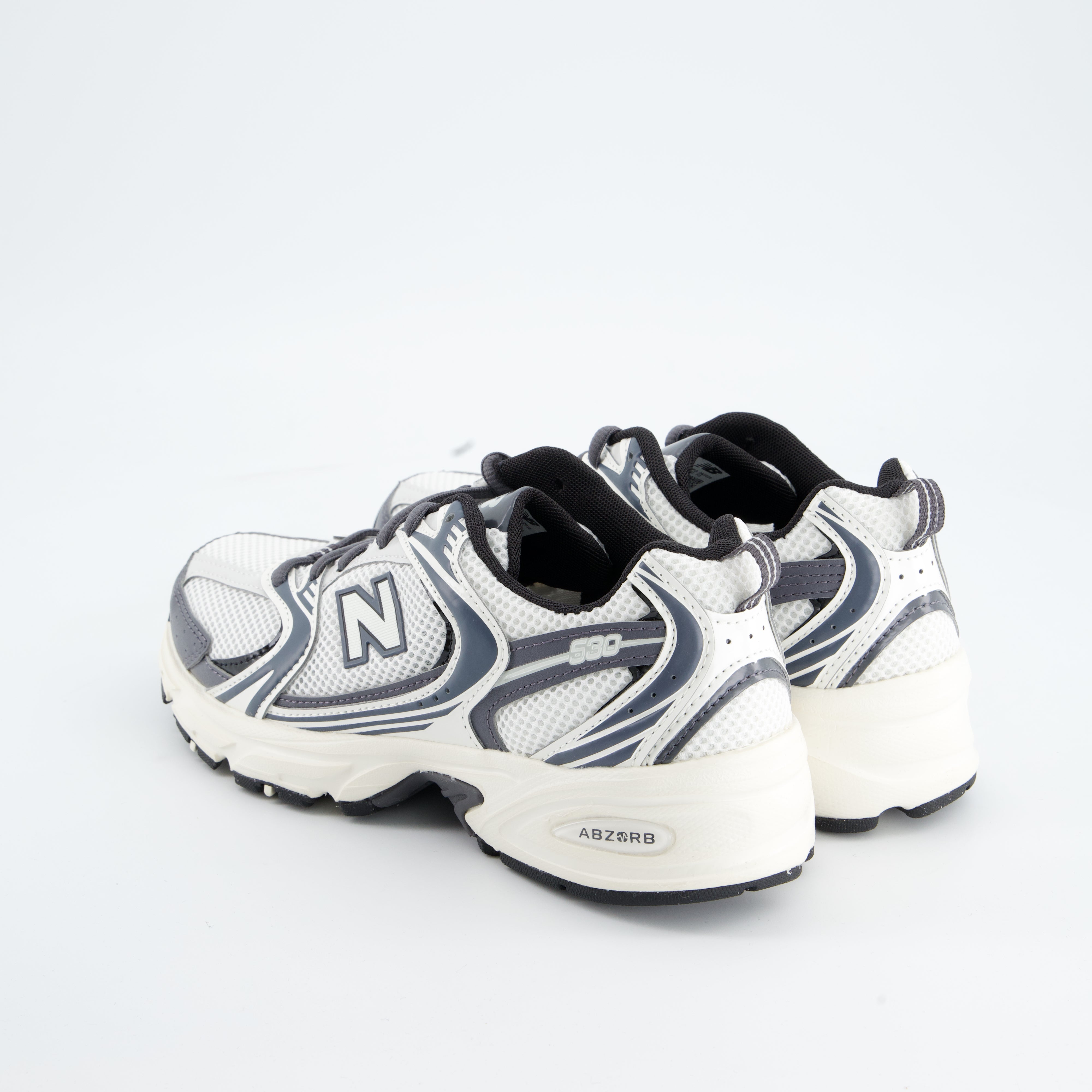 Sneaker 530