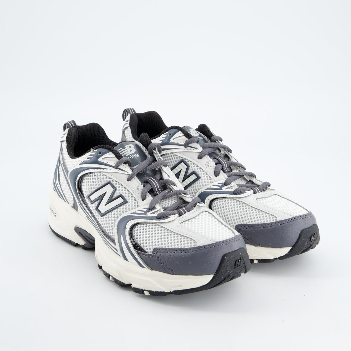 Sneaker 530