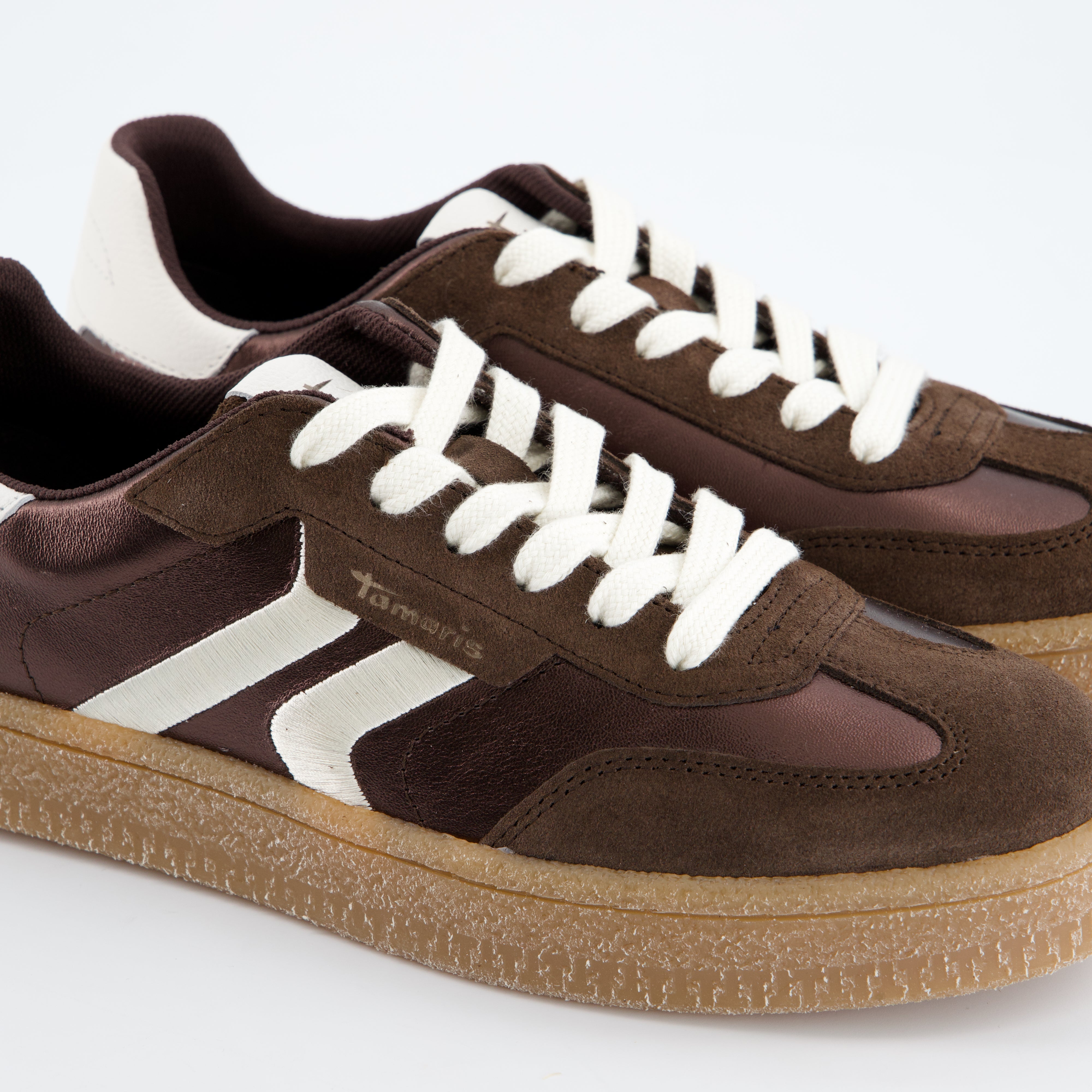 Schnürschuhe