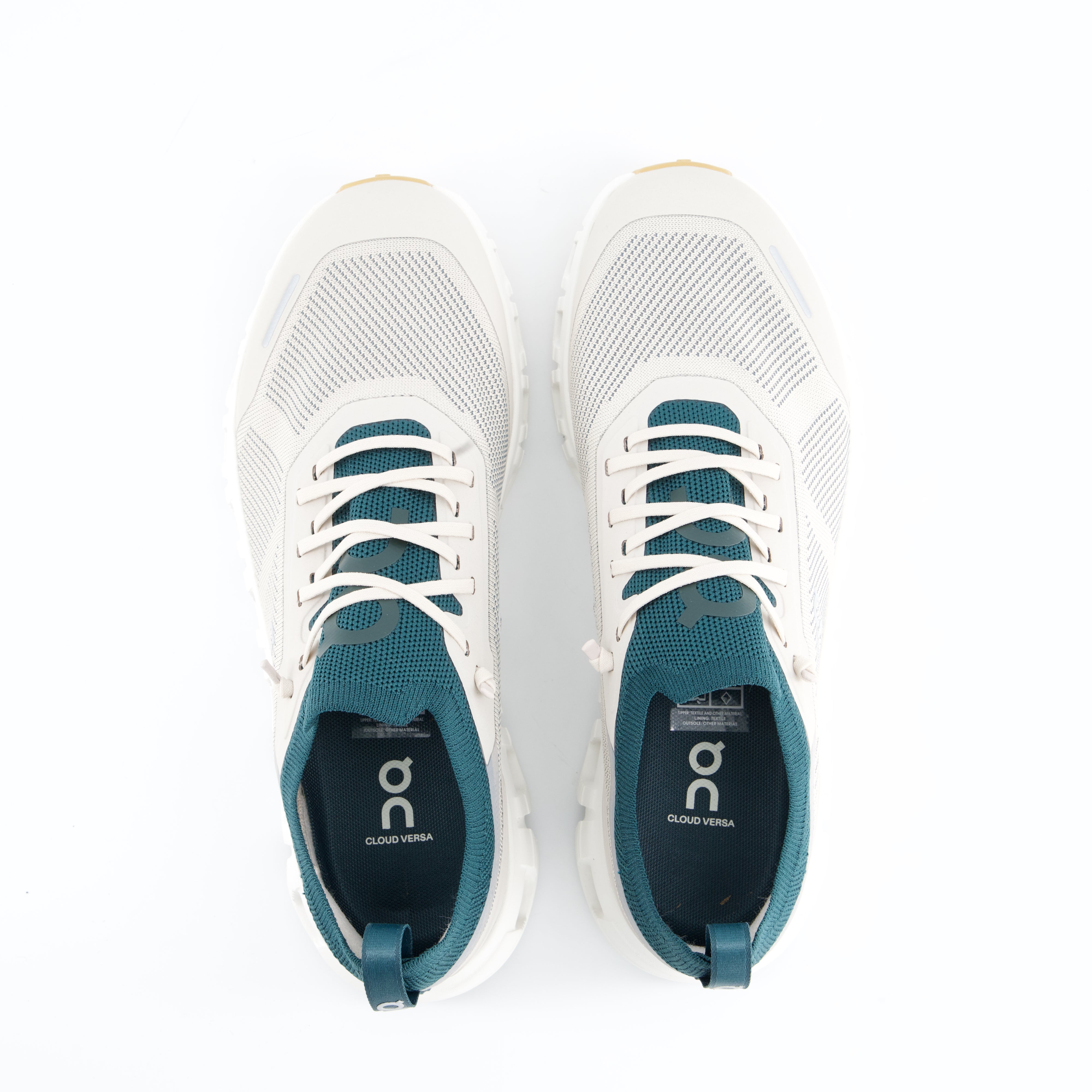 Sneaker Cloud 6 Versa