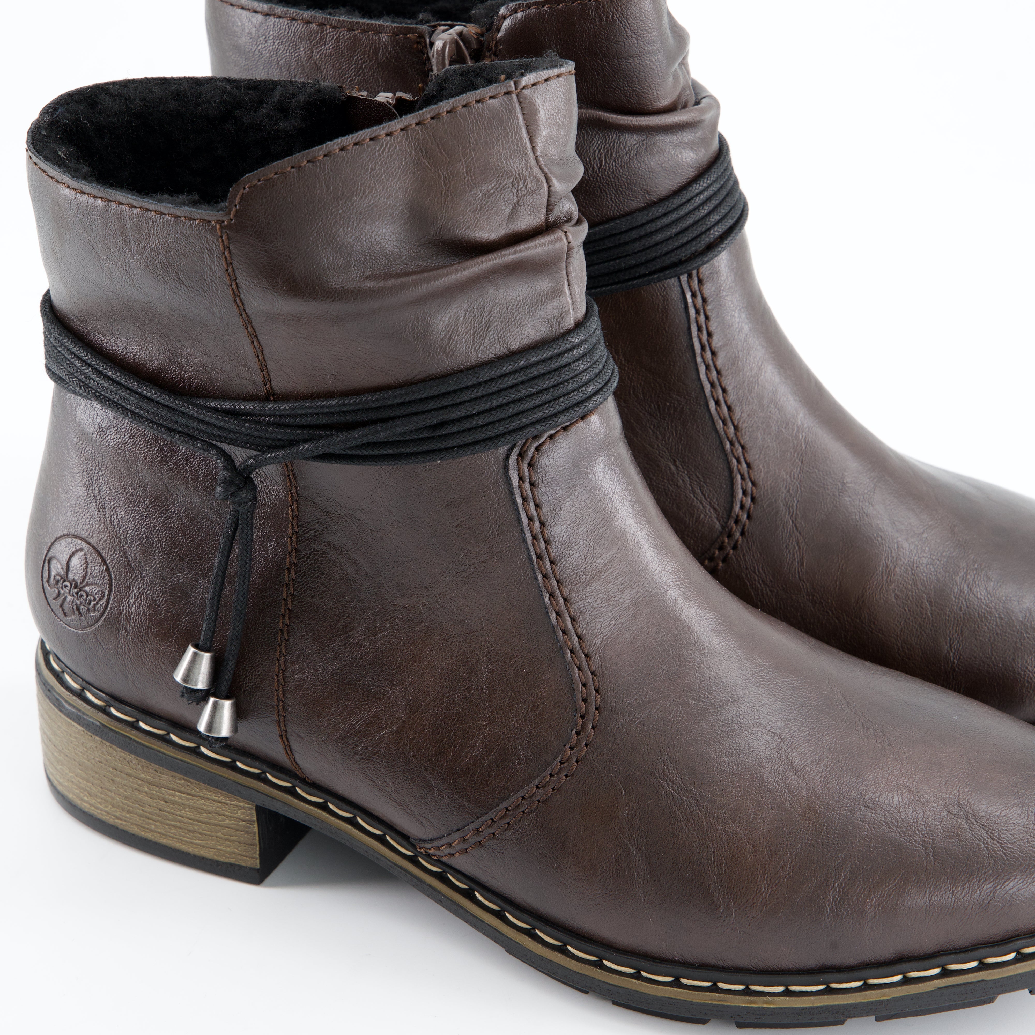 Stiefelette