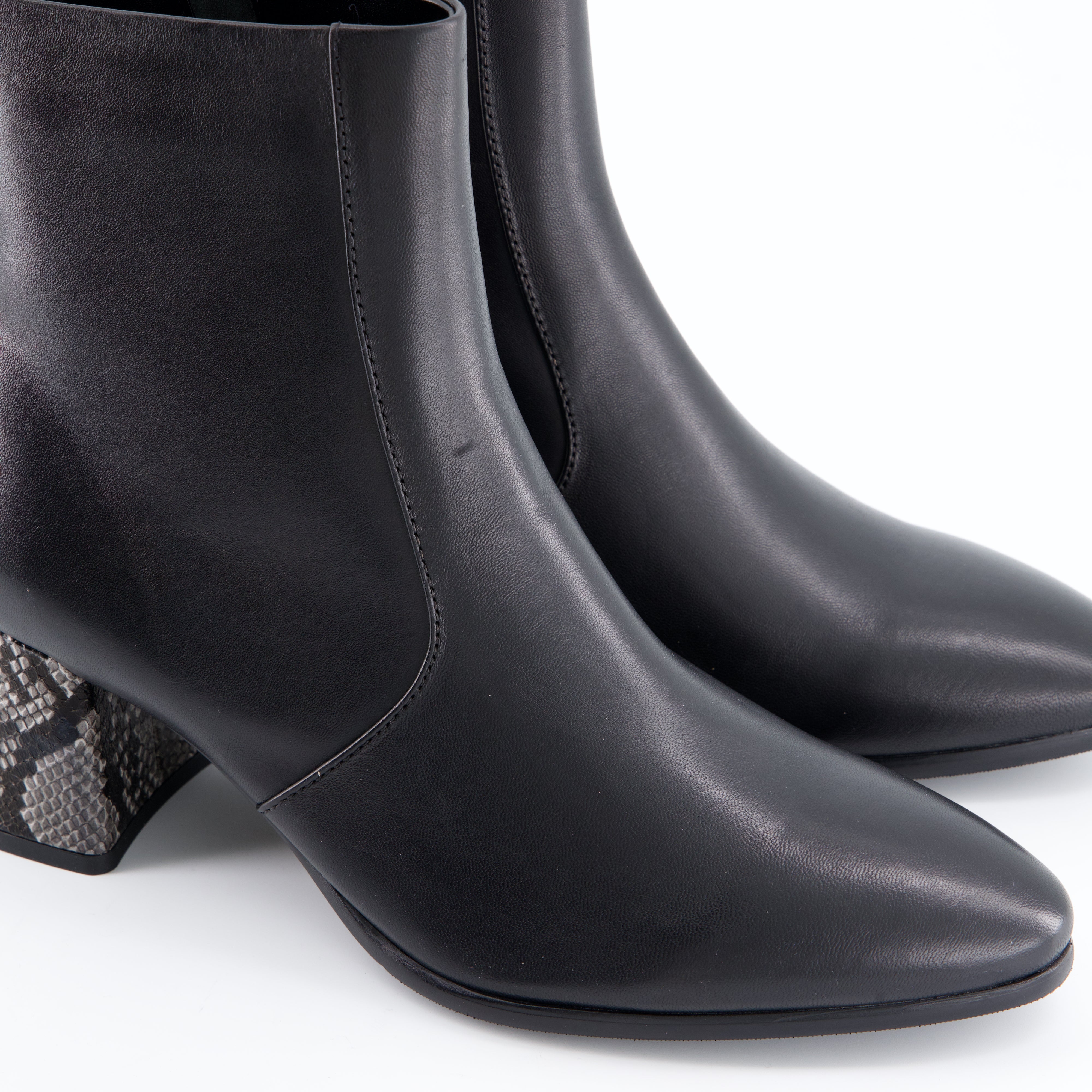Stiefelette