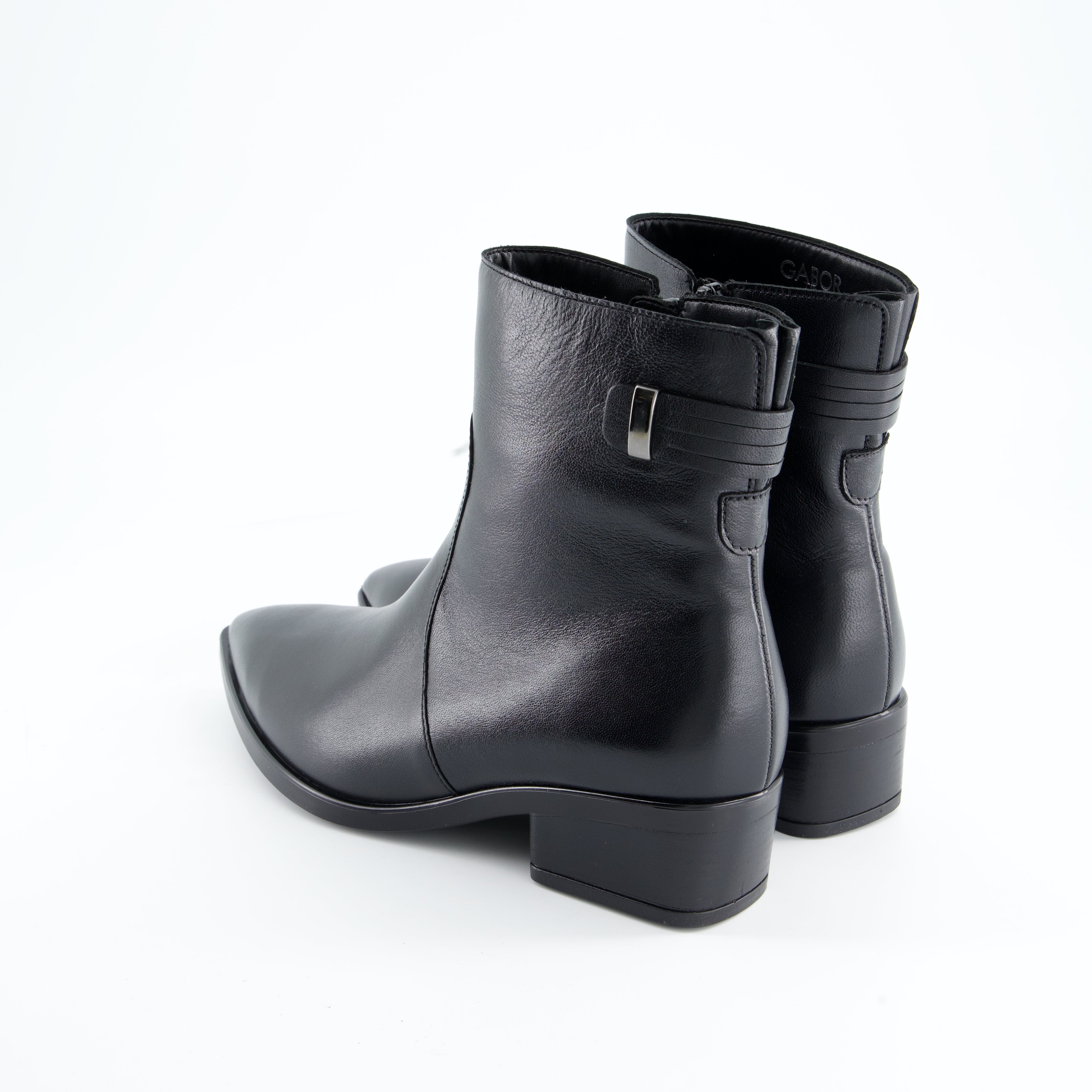 Stiefelette