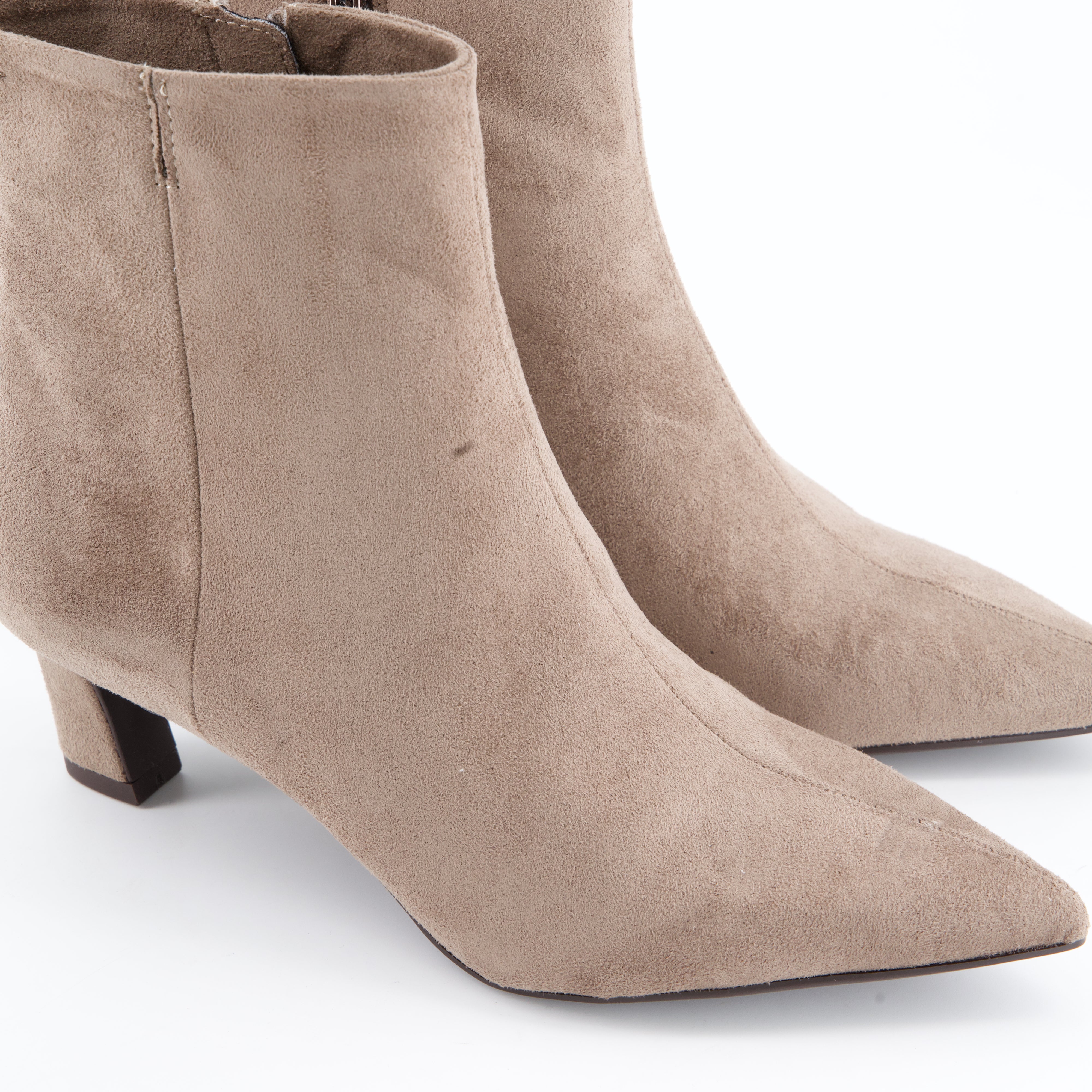 Stiefelette