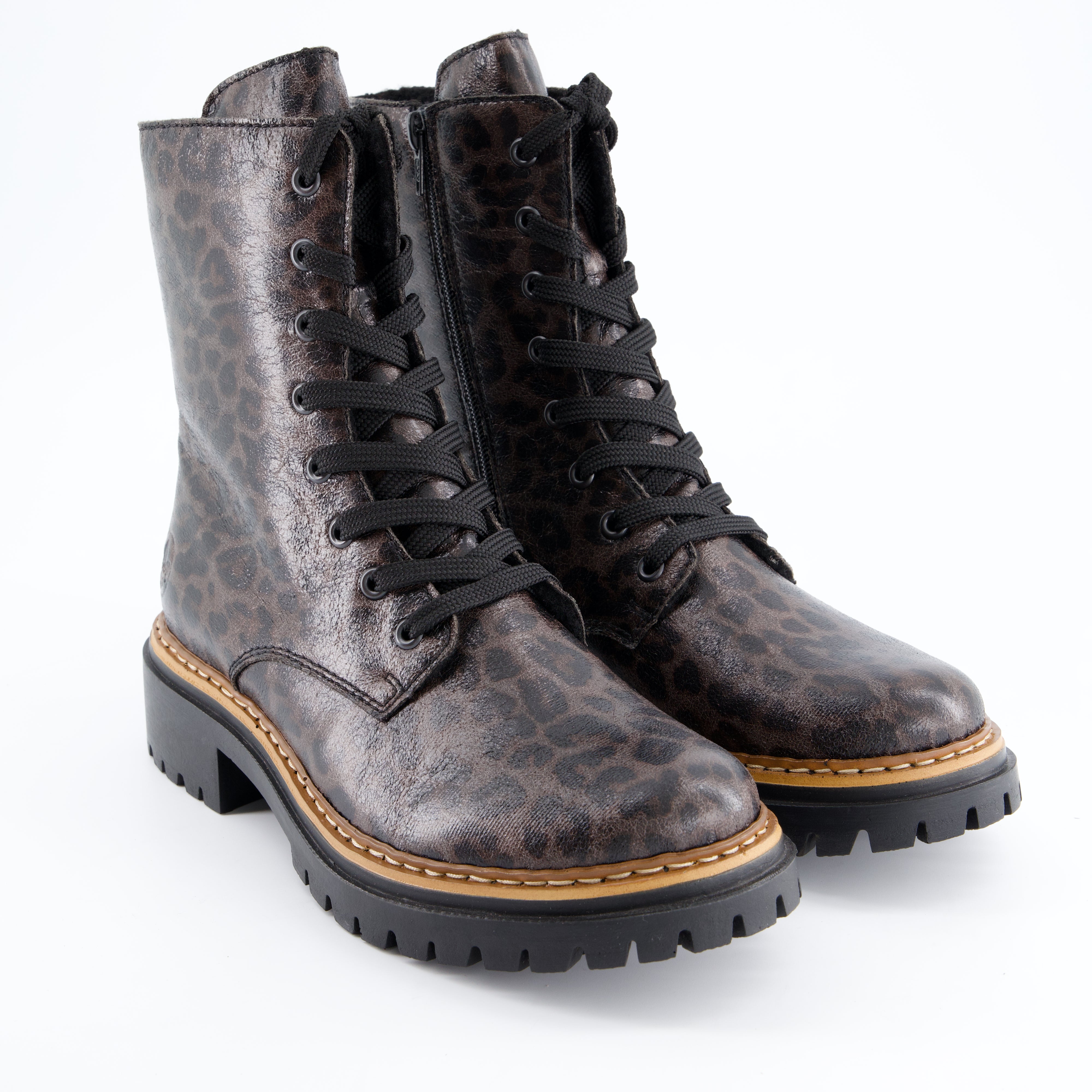 Schnürboots