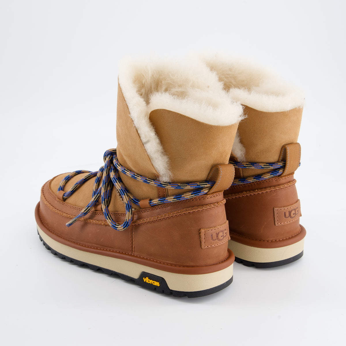 UGG Classic Tread Boot · Winterstiefel