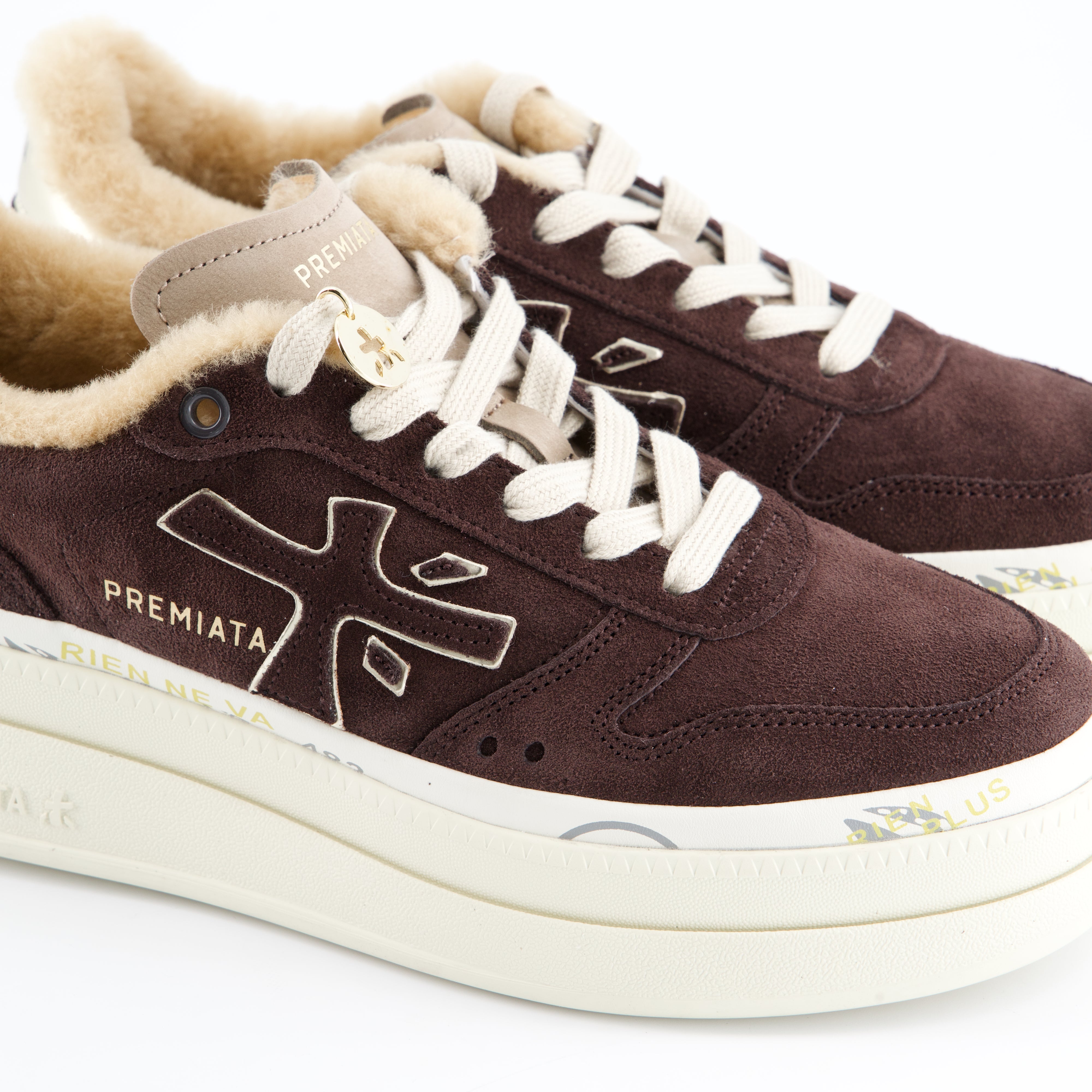 Sneaker
