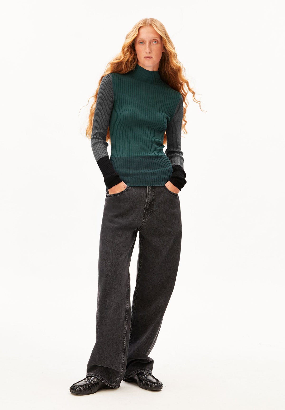 Oberteil ALAANIA PATCH KNIT SWEATER