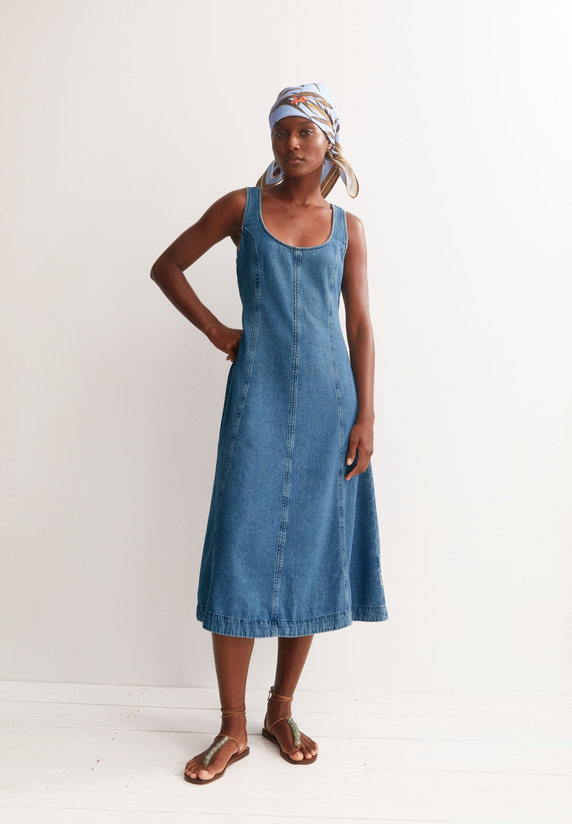 ARMEDANGELS Bekleidung Damen - Kleid Kleid Denim Midi Dress