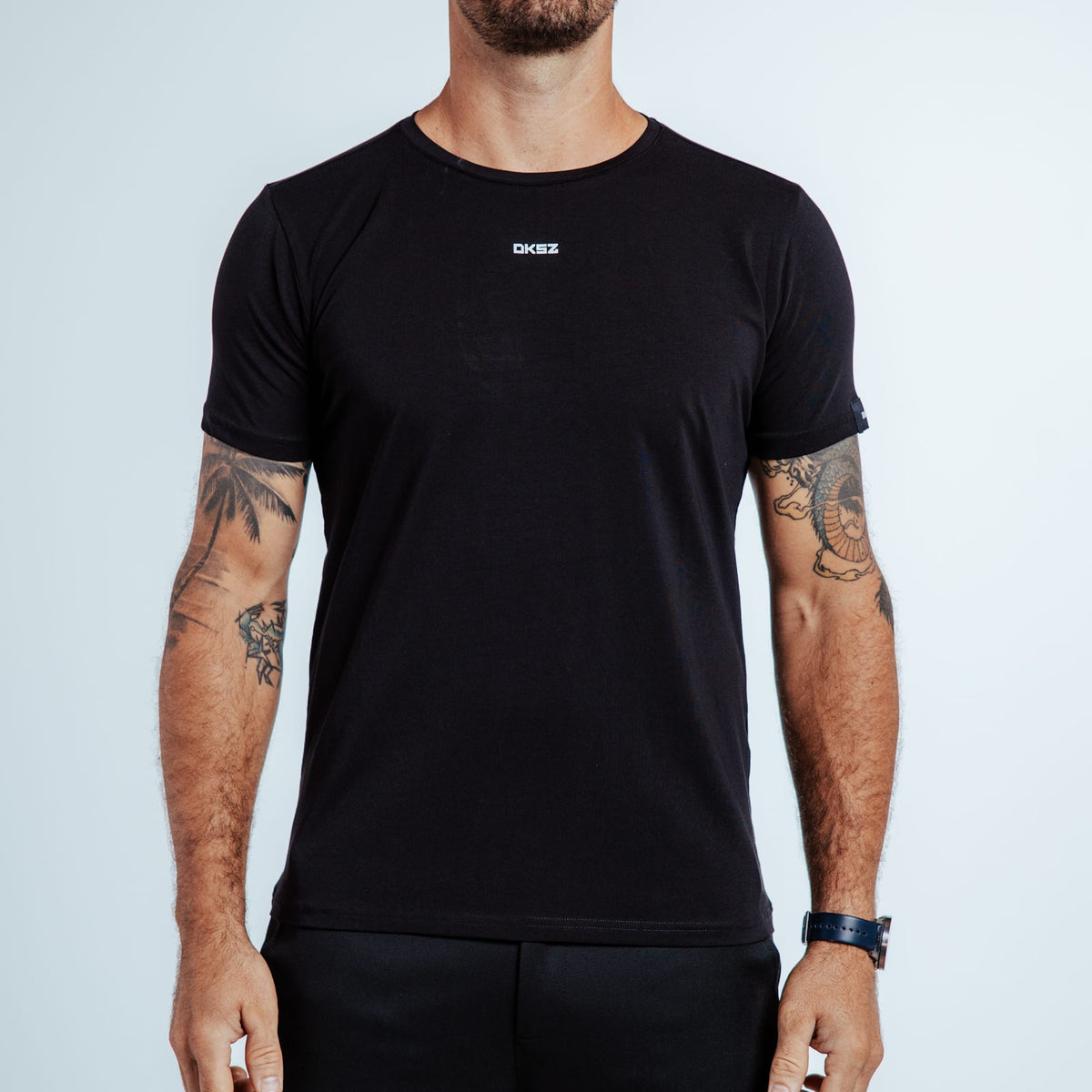 DUNKELSCHWARZ Bekleidung Herren - Oberteil DUNKELSCHWARZ T-Shirt