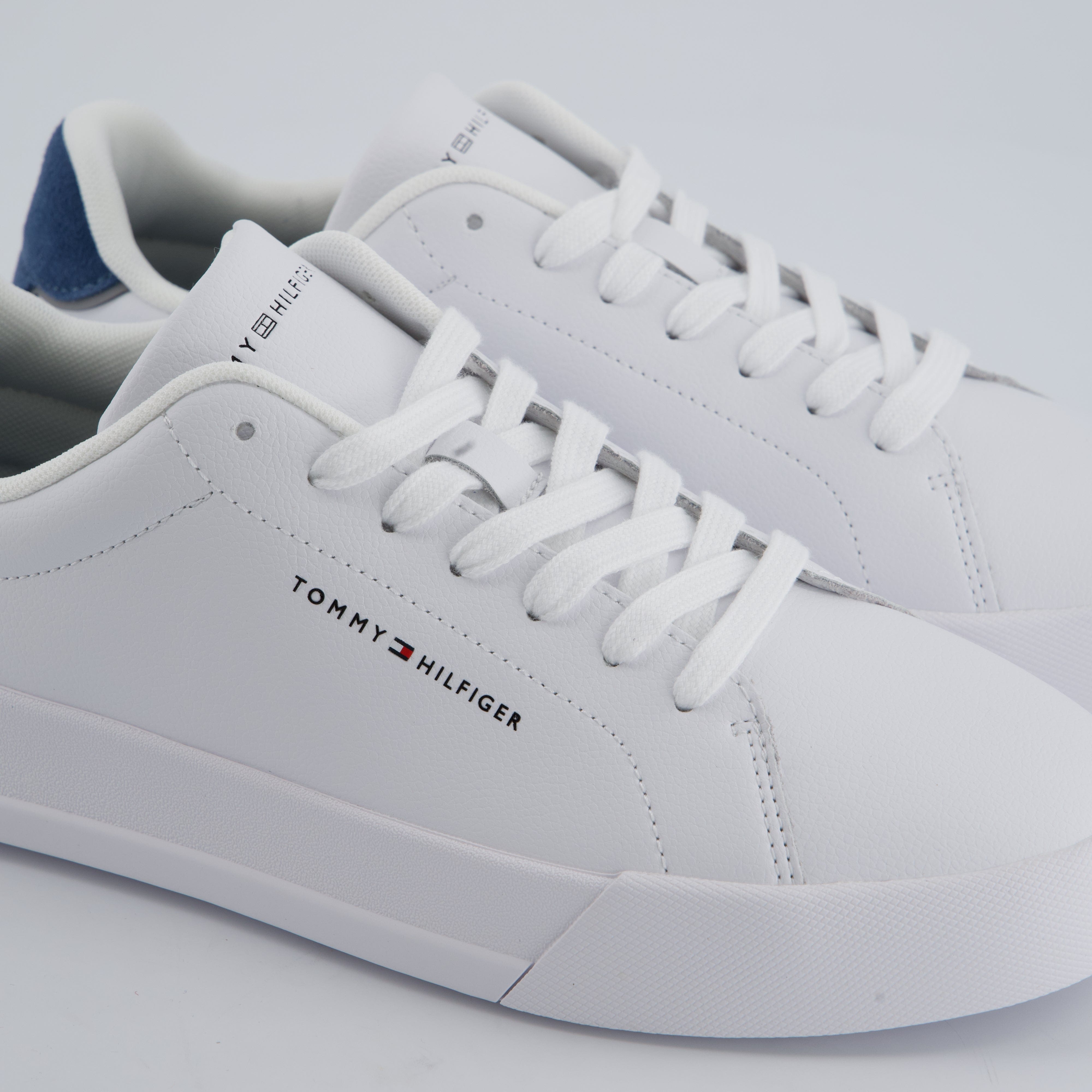 HILFIGER Herrenschuh - Schnürschuh Schnürschuh TH COURT LTH DETAIL ESS