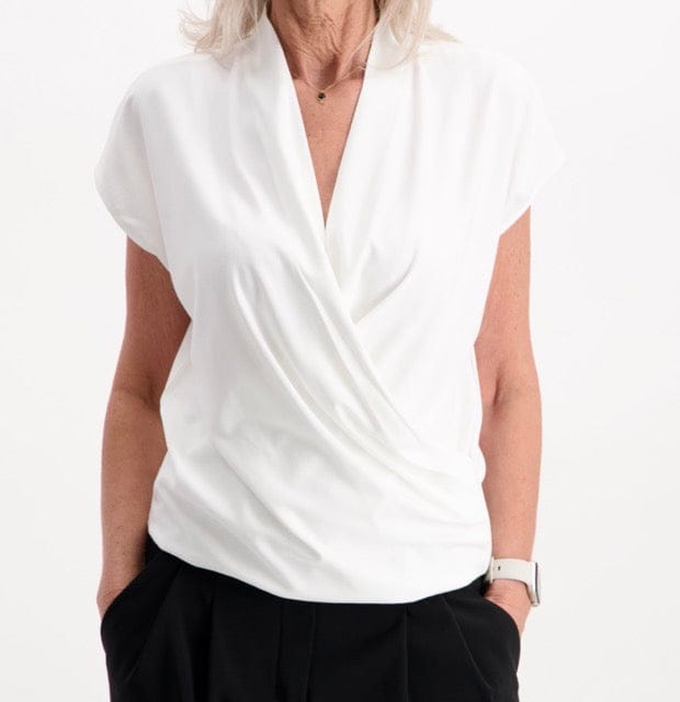 knit-ted Bekleidung Damen - Oberteil Oberteil Jet