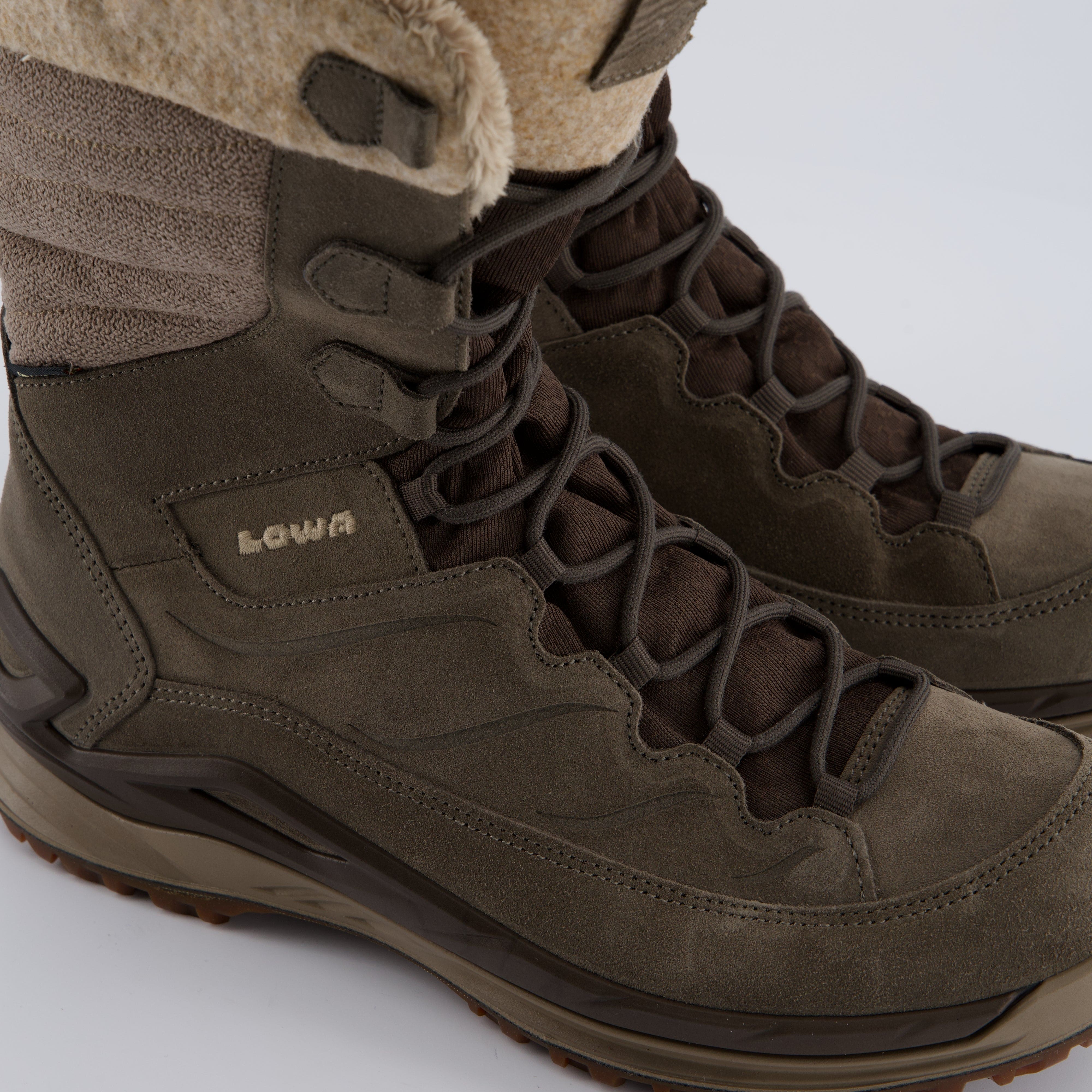 LOWA Damenschuhe - Winterstiefel, Winterstiefel Barina evo GTX W