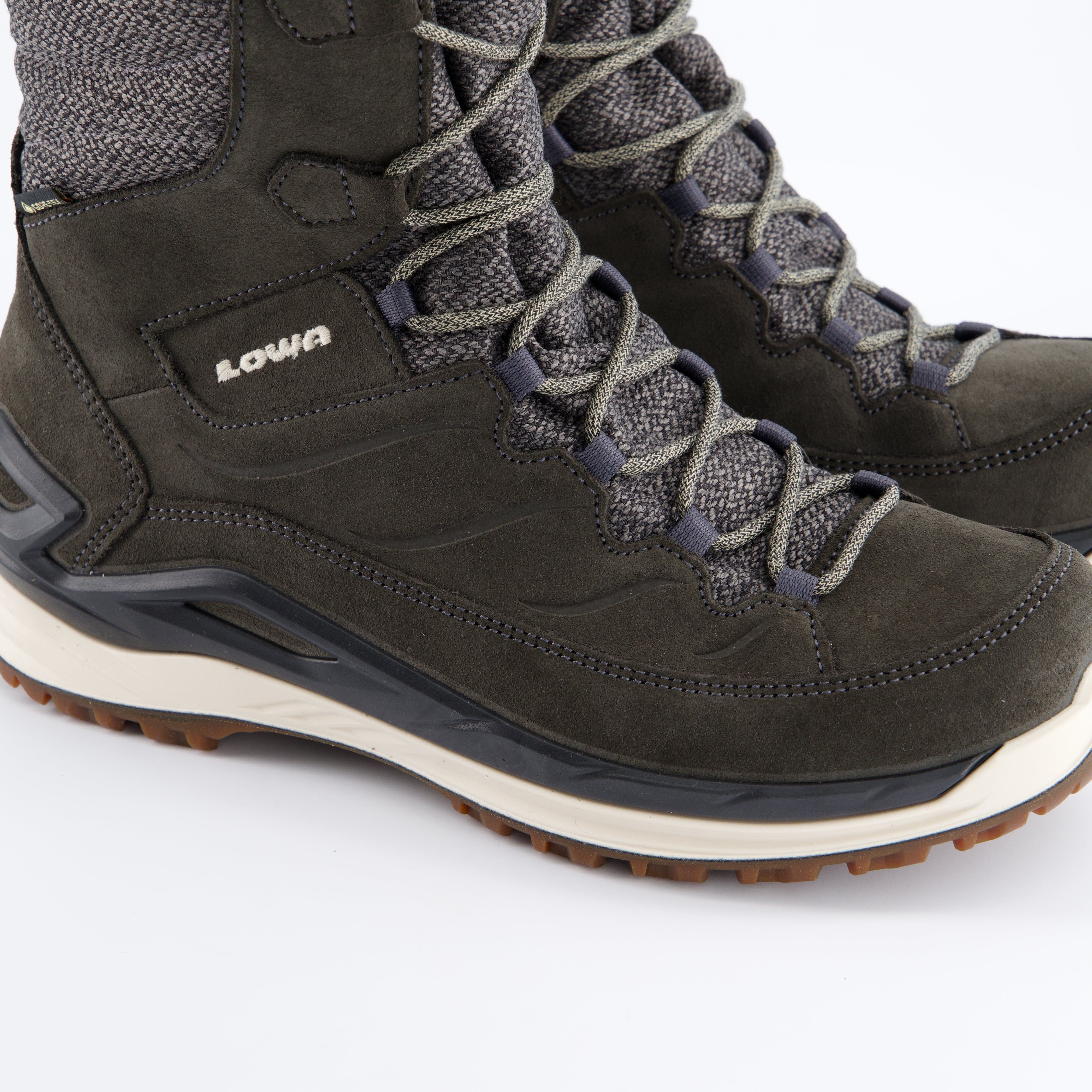 LOWA Damenschuhe - Winterstiefel, Winterstiefel Barina evo GTX W