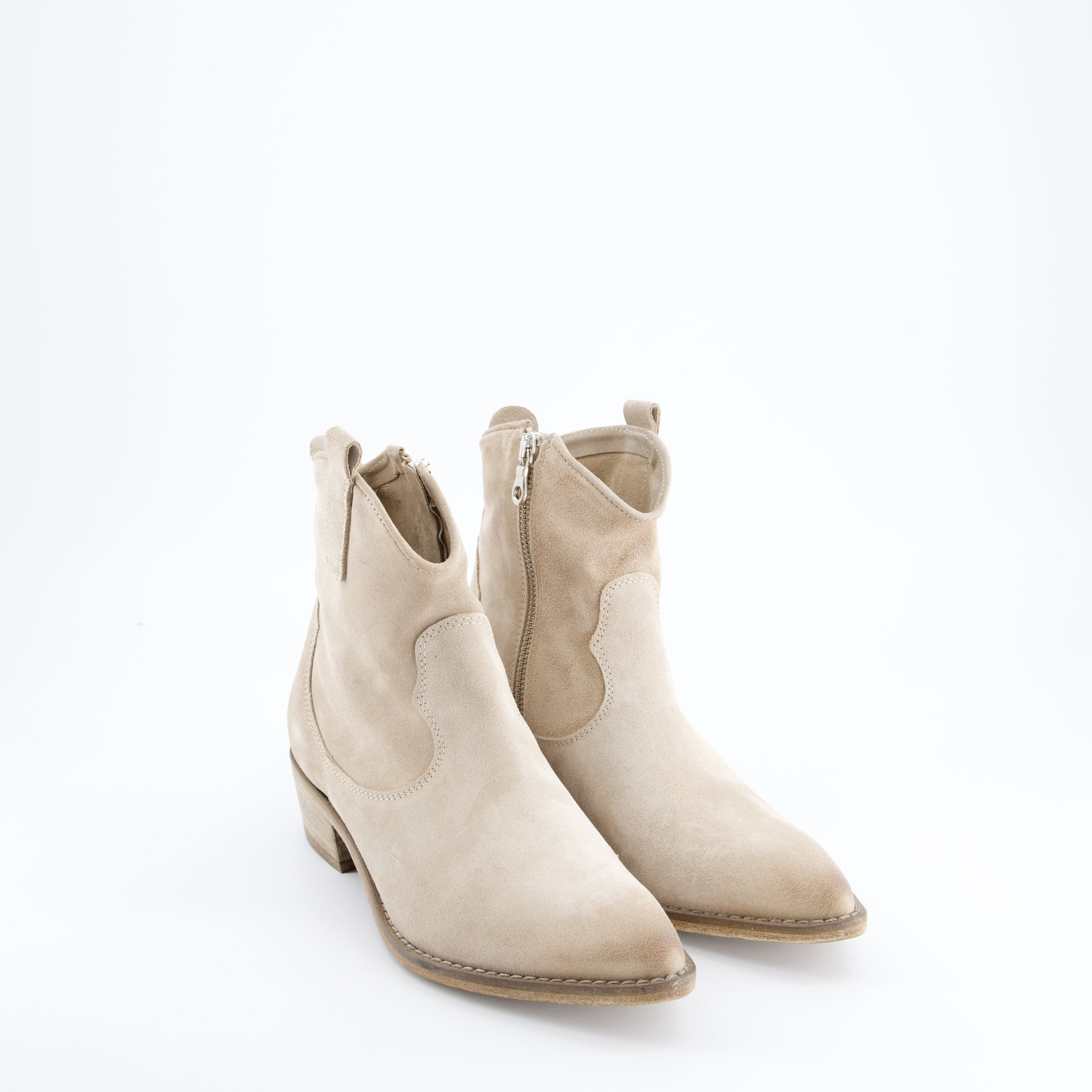 Mimmu D - Stiefelette, S