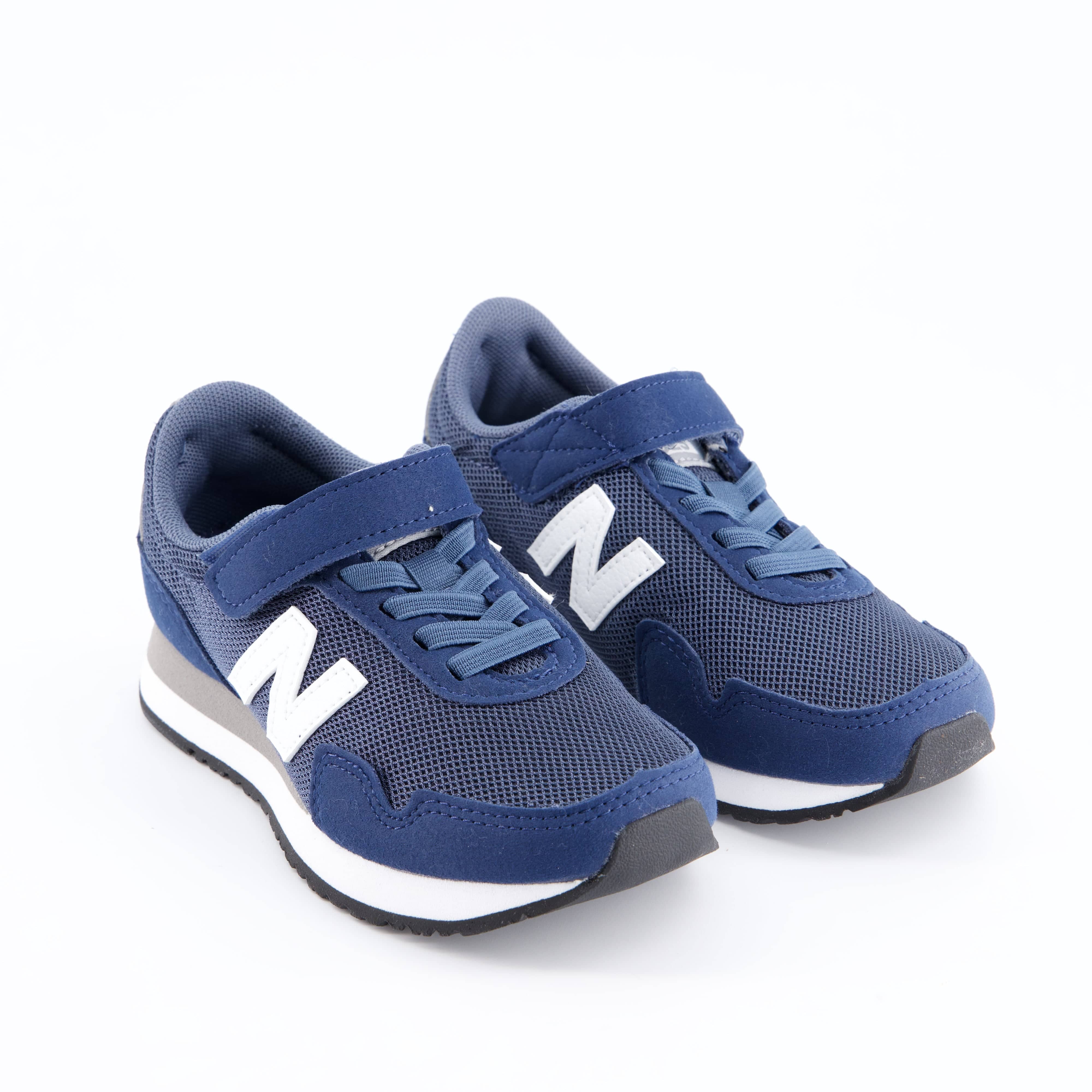 NEW BALANCE Burschenschuhe - Halbschuh Halbschuh 323