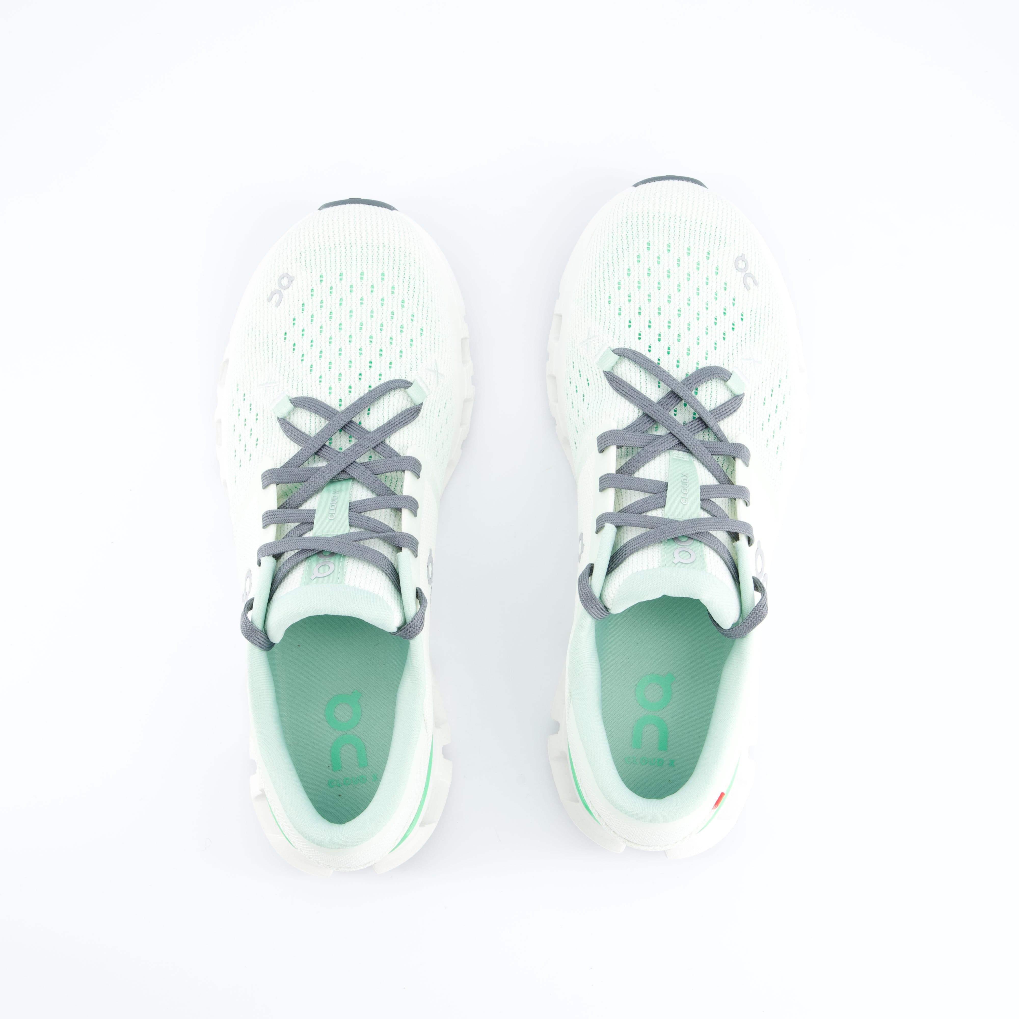 ON Damenschuhe - Laufschuhe Laufschuhe Cloud X 4