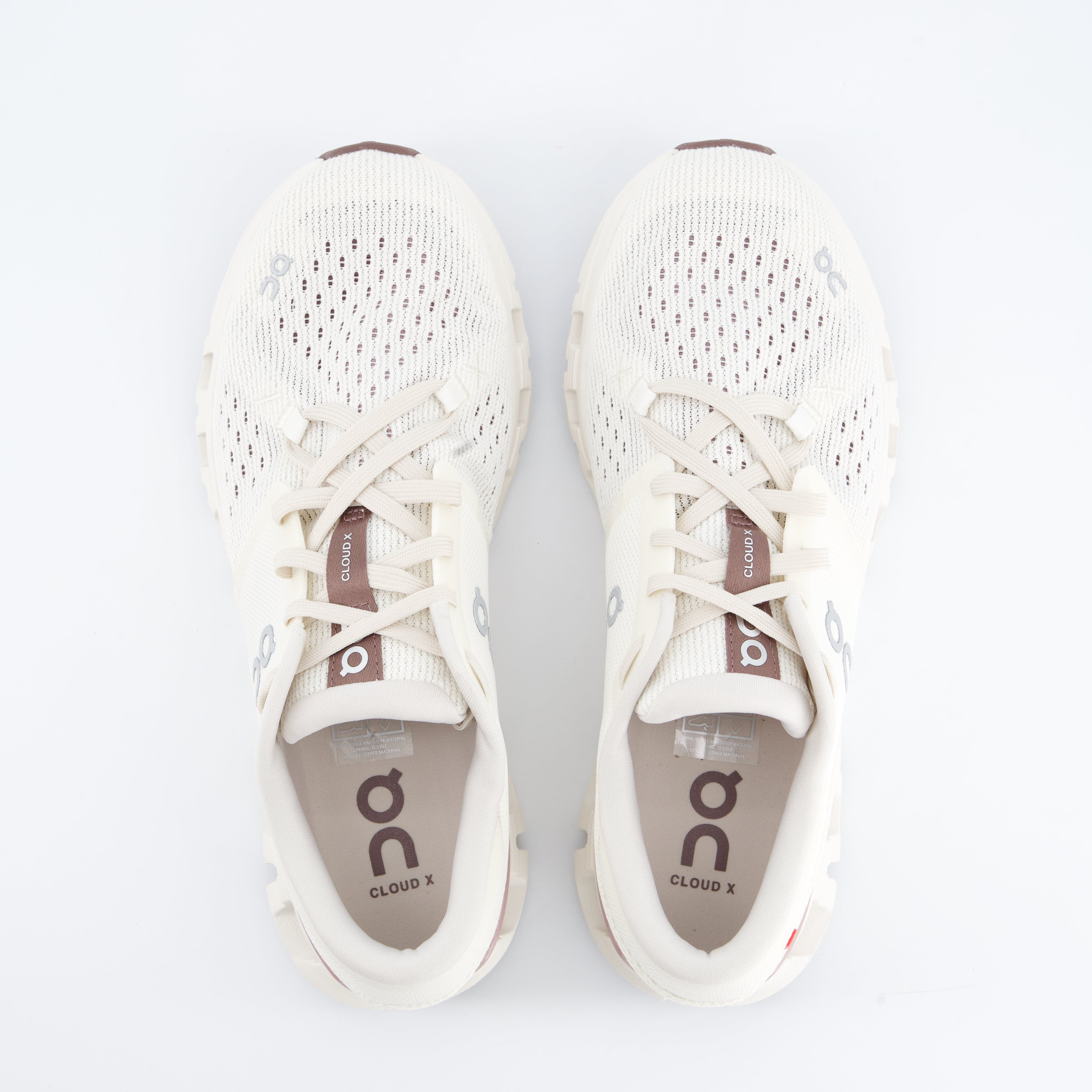 ON Damenschuhe - Laufschuhe Laufschuhe Cloud X 4