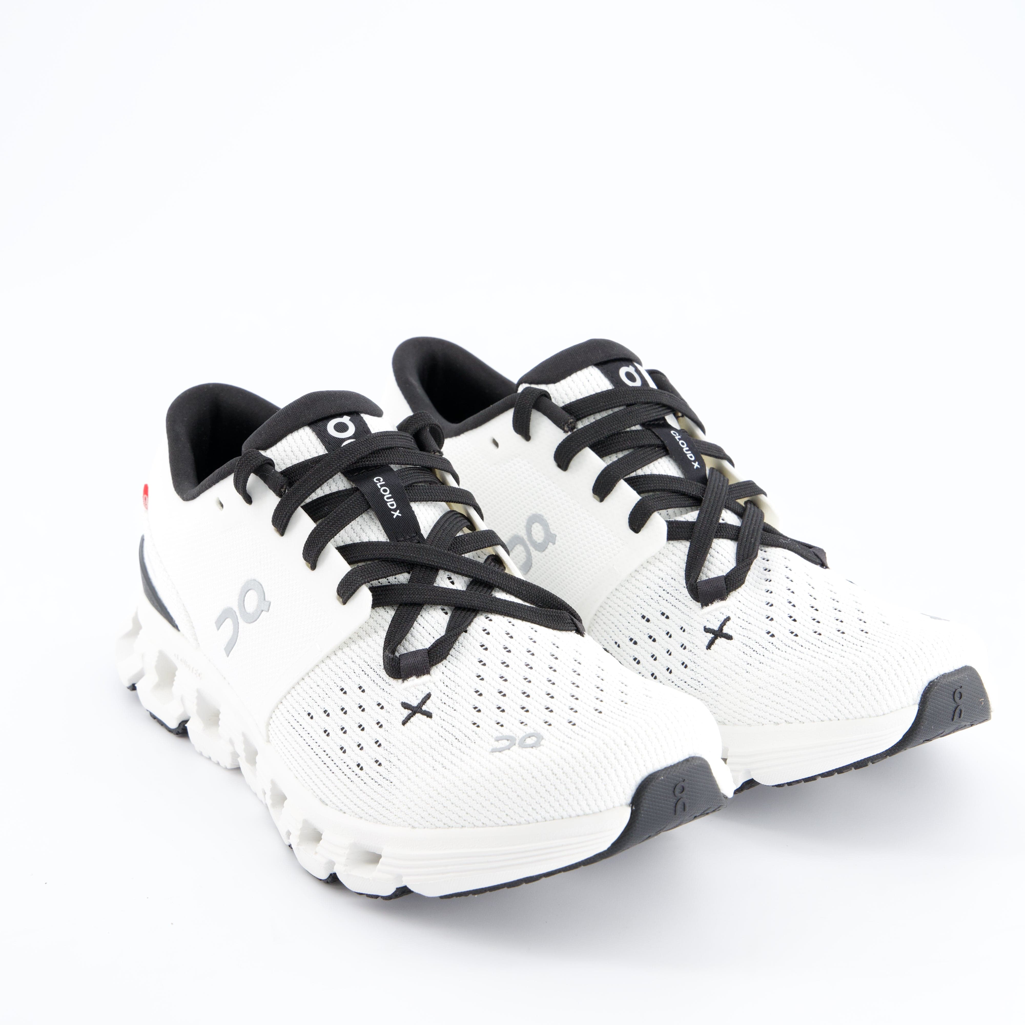 ON Damenschuhe - Laufschuhe, Laufschuhe Cloud X 4