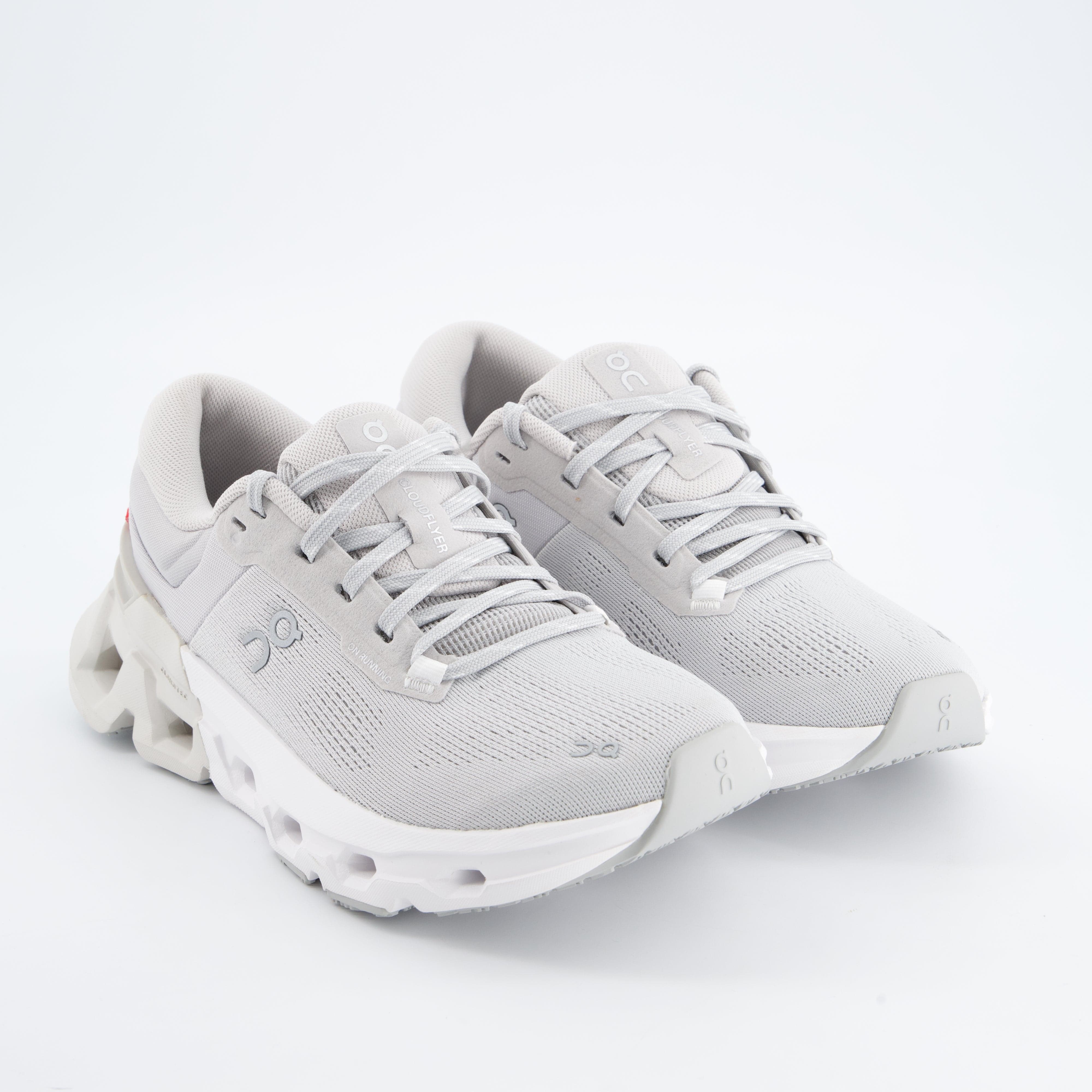 ON Damenschuhe - Laufschuhe Laufschuhe Cloudflyer 5