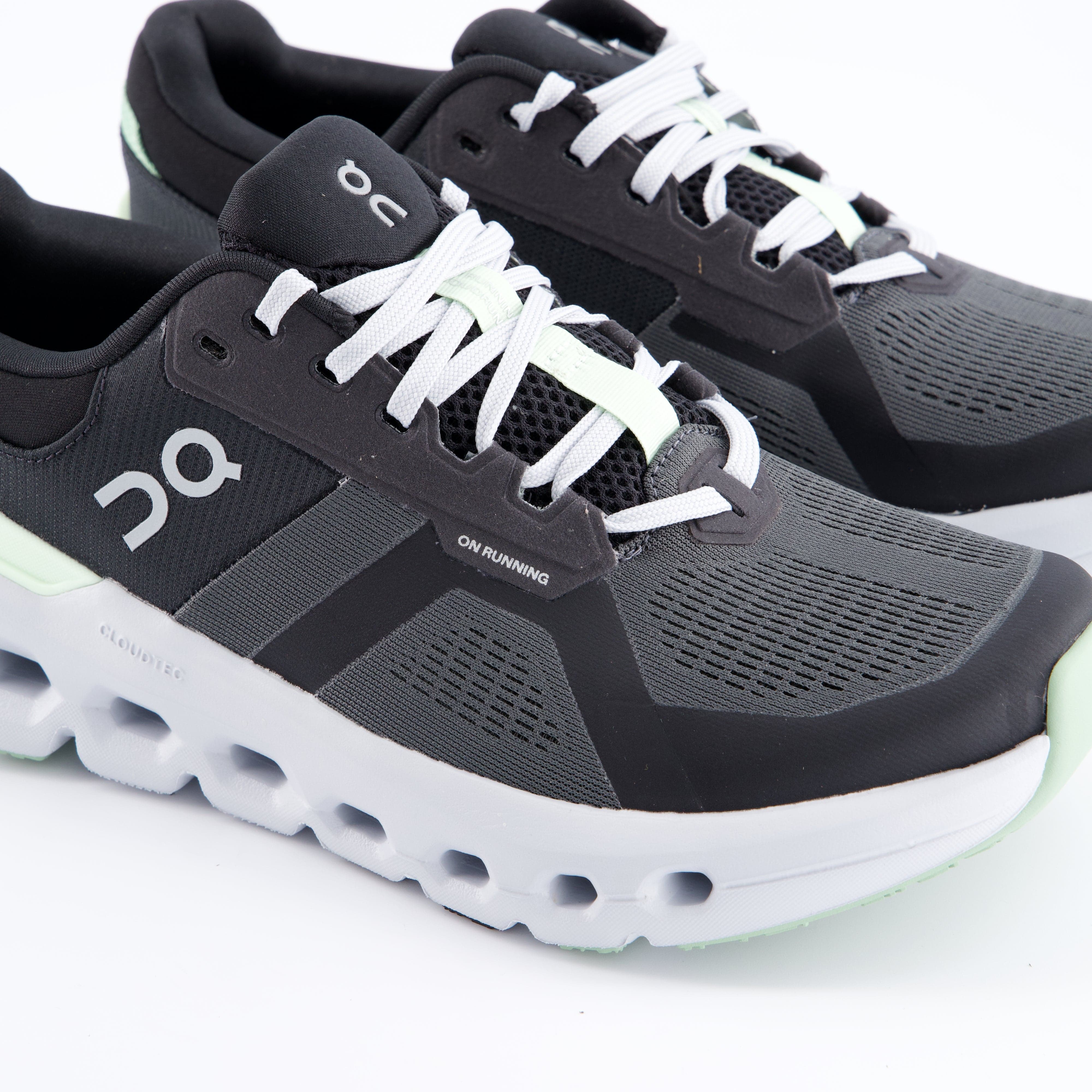 ON Damenschuhe - Laufschuhe Laufschuhe Cloudrunner 2