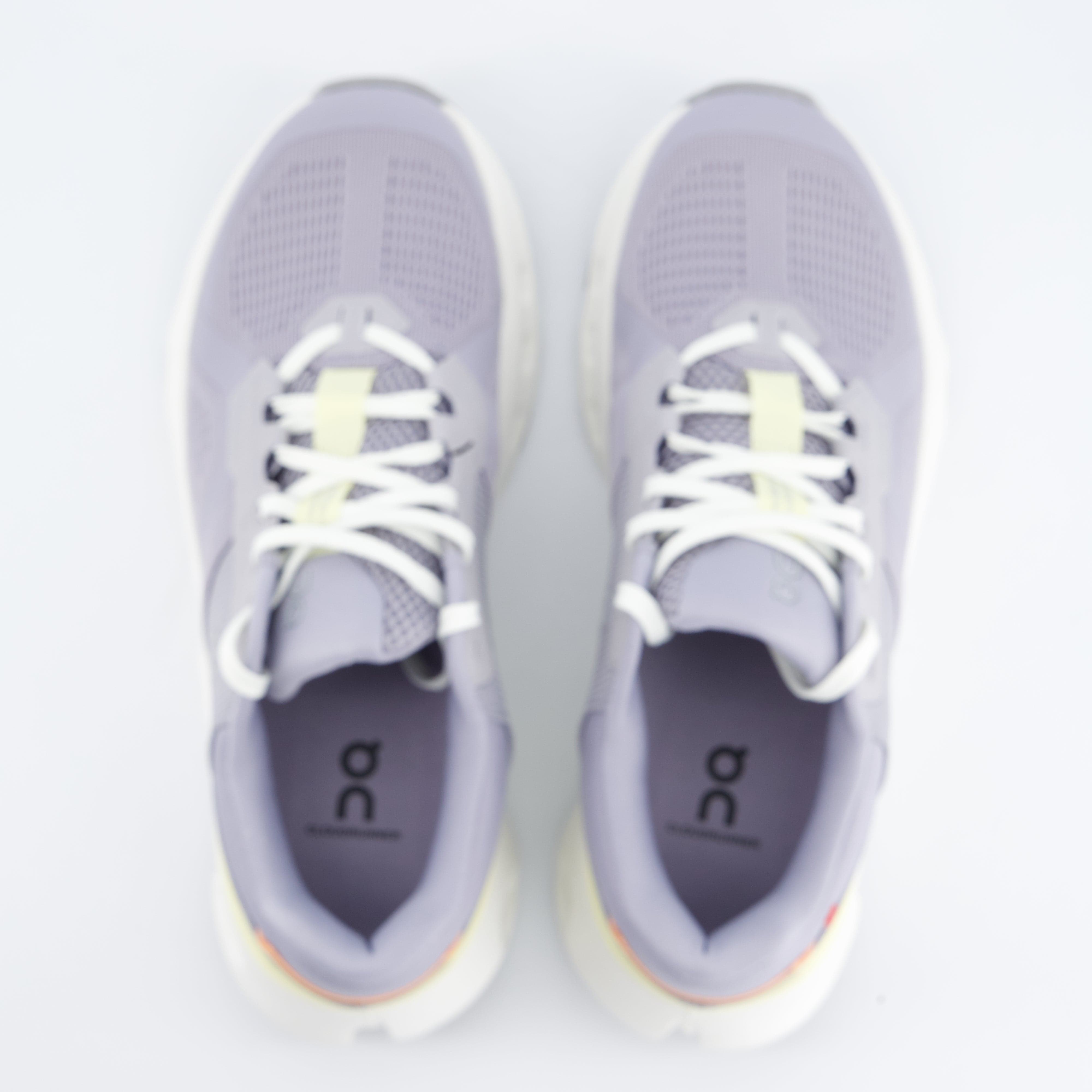 ON Damenschuhe - Laufschuhe Laufschuhe Cloudrunner 2