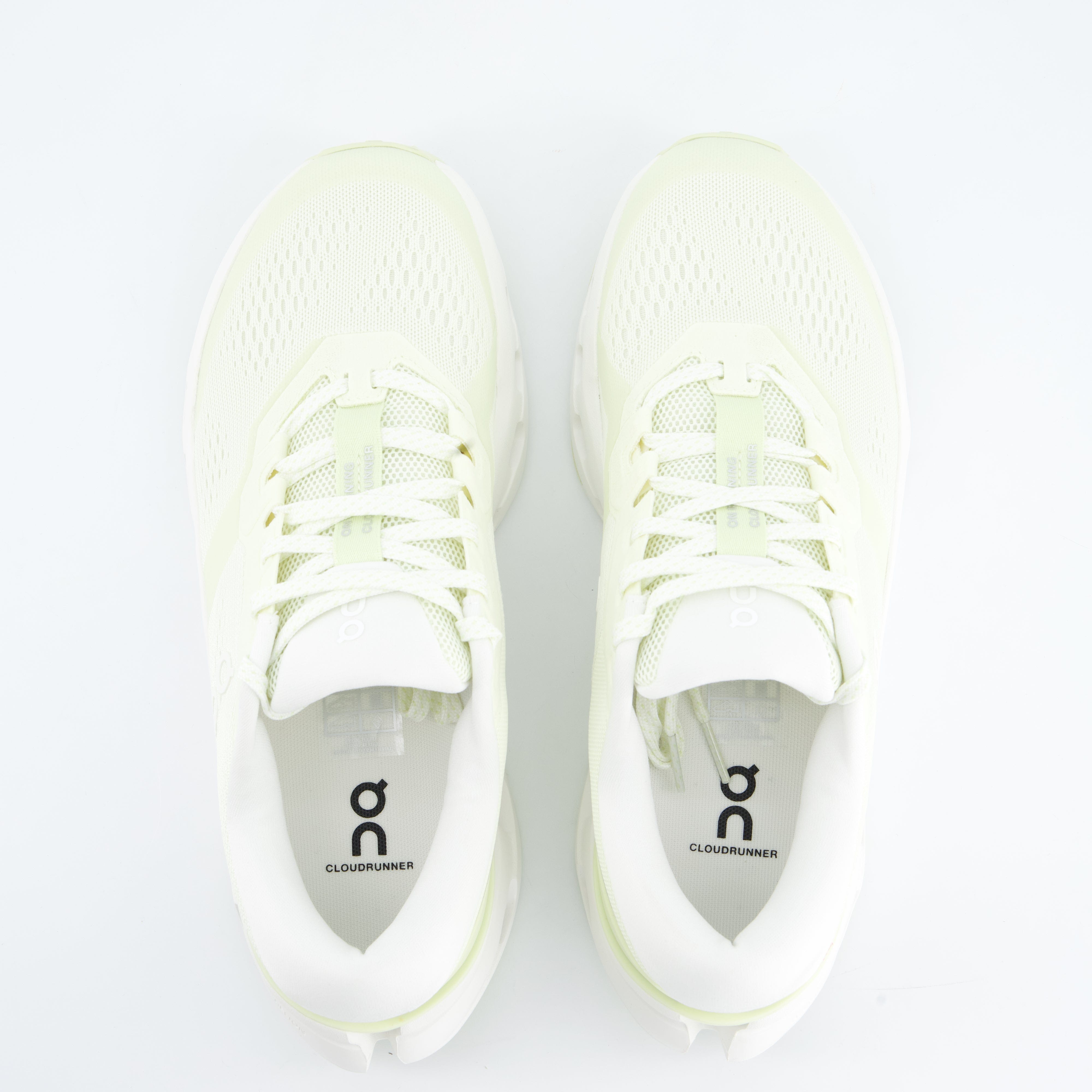 ON Damenschuhe - Laufschuhe Laufschuhe Cloudrunner 3