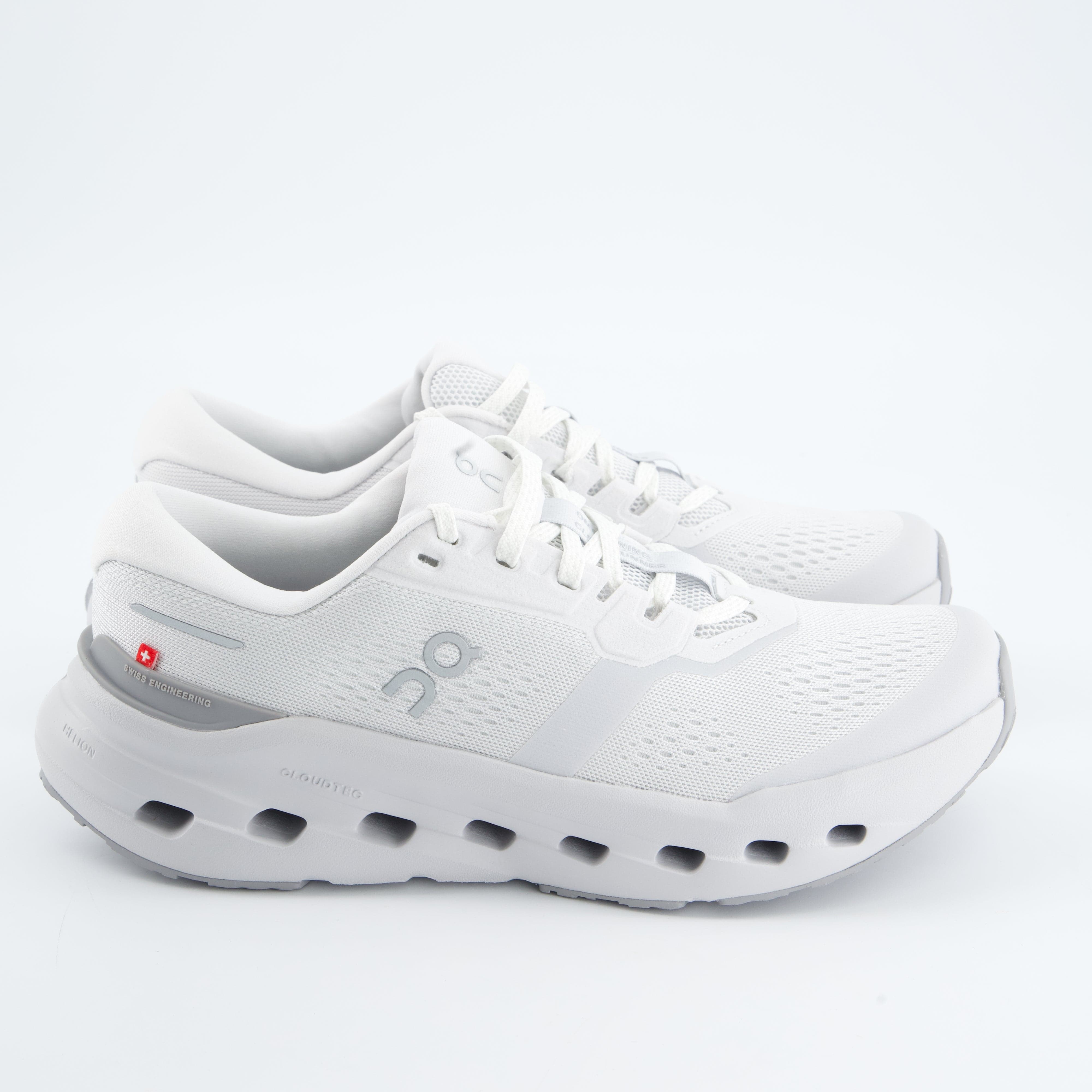 ON Damenschuhe - Laufschuhe Laufschuhe Cloudrunner 3