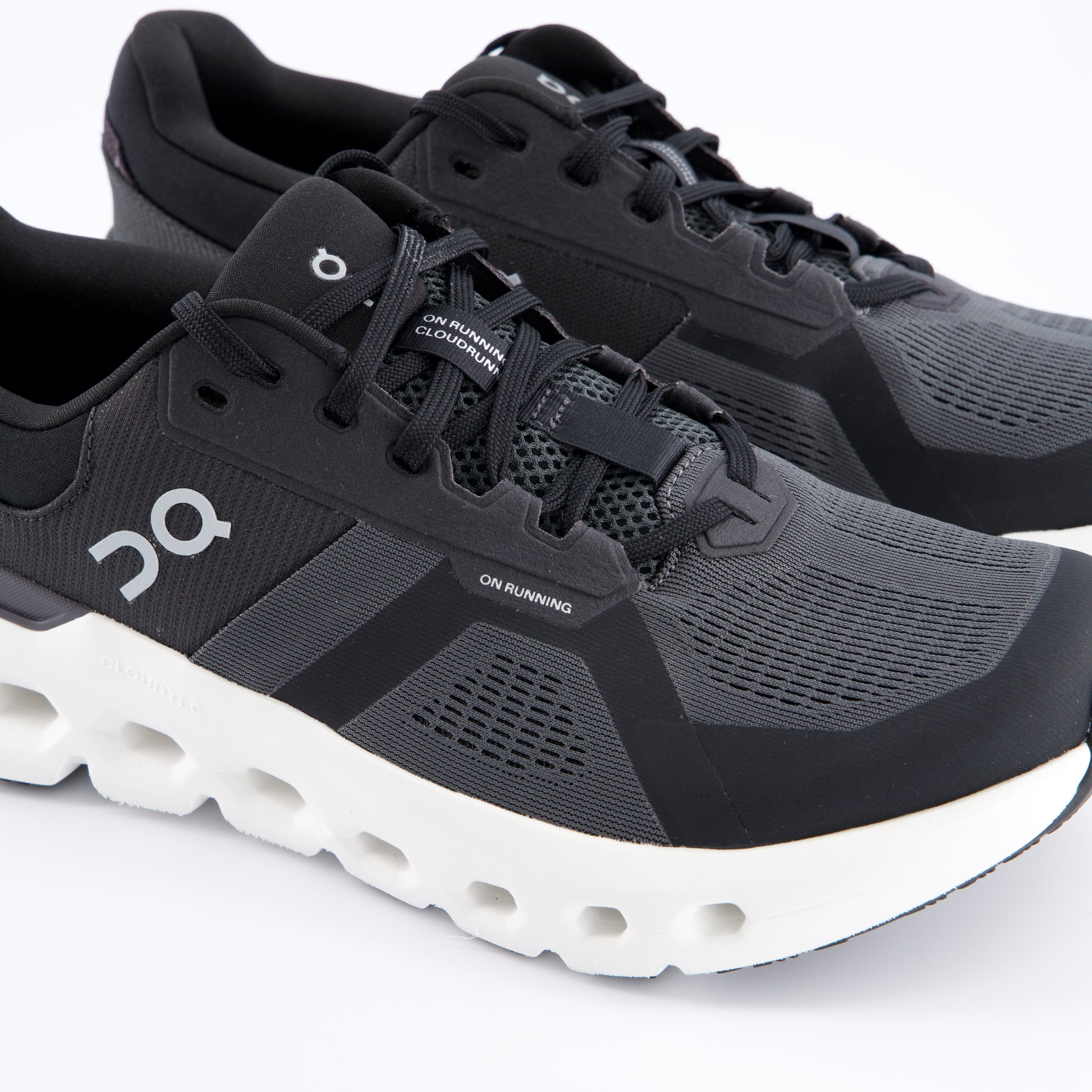 ON Herrenschuh - Laufschuhe, Laufschuhe Cloudrunner 2 Wide