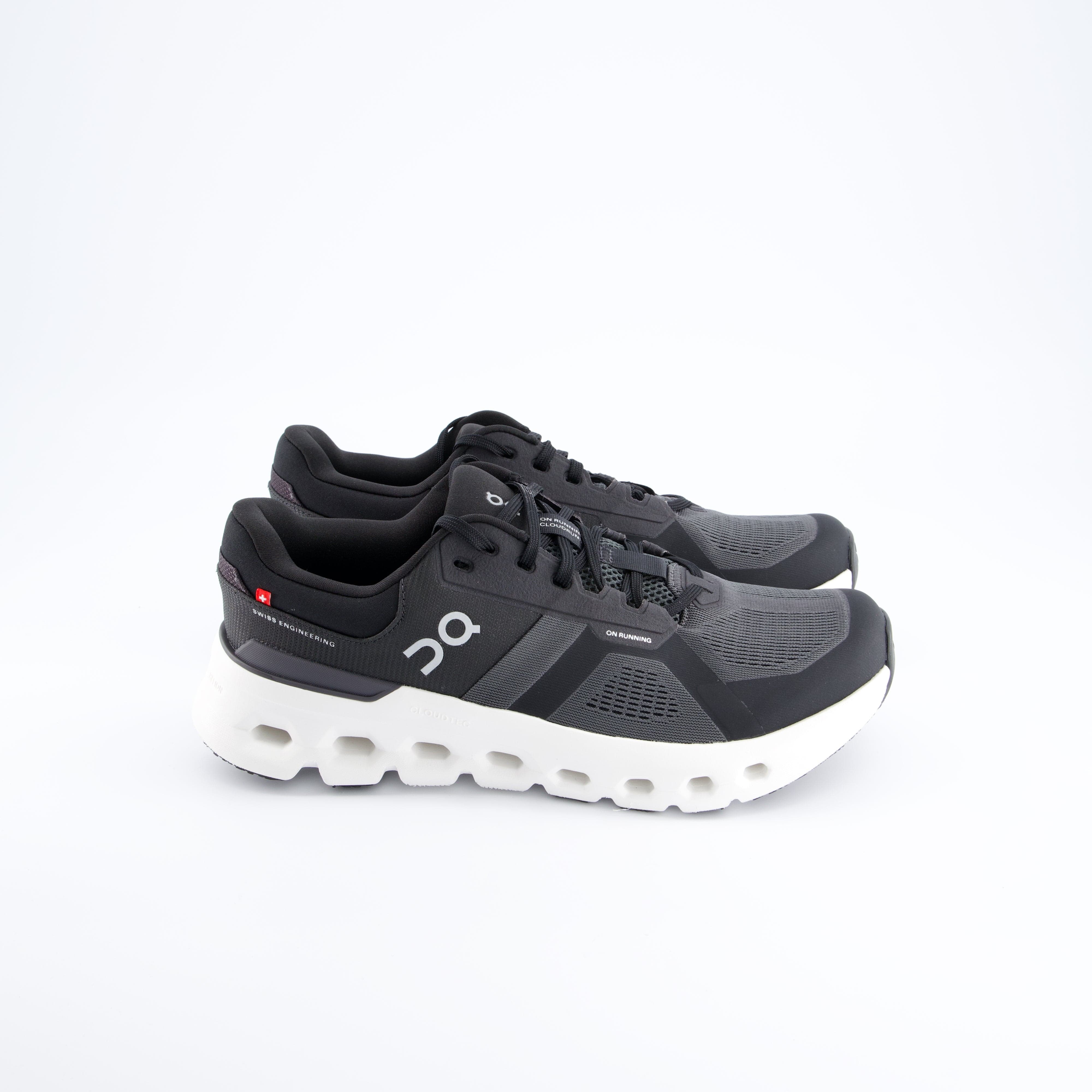ON Herrenschuh - Laufschuhe, Laufschuhe Cloudrunner 2 Wide
