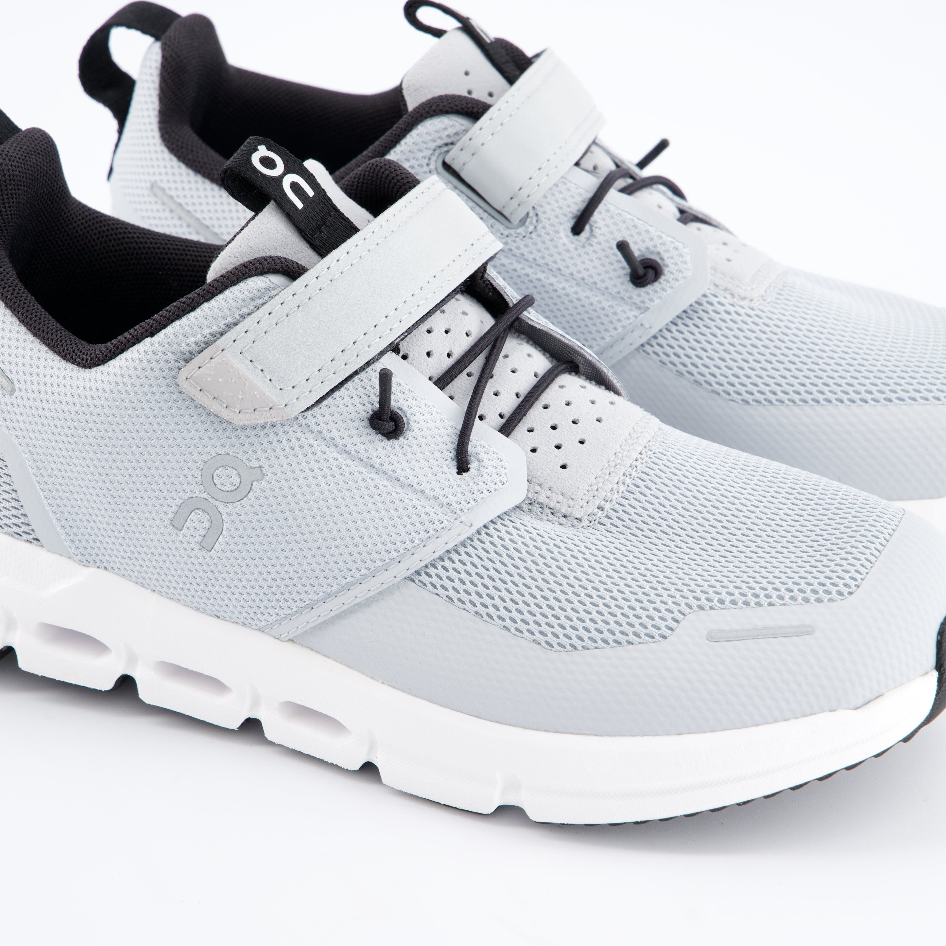 ON Mädchenschuhe - Sneaker, Burschenschuhe - Halbschuh, Sneaker Cloud Play