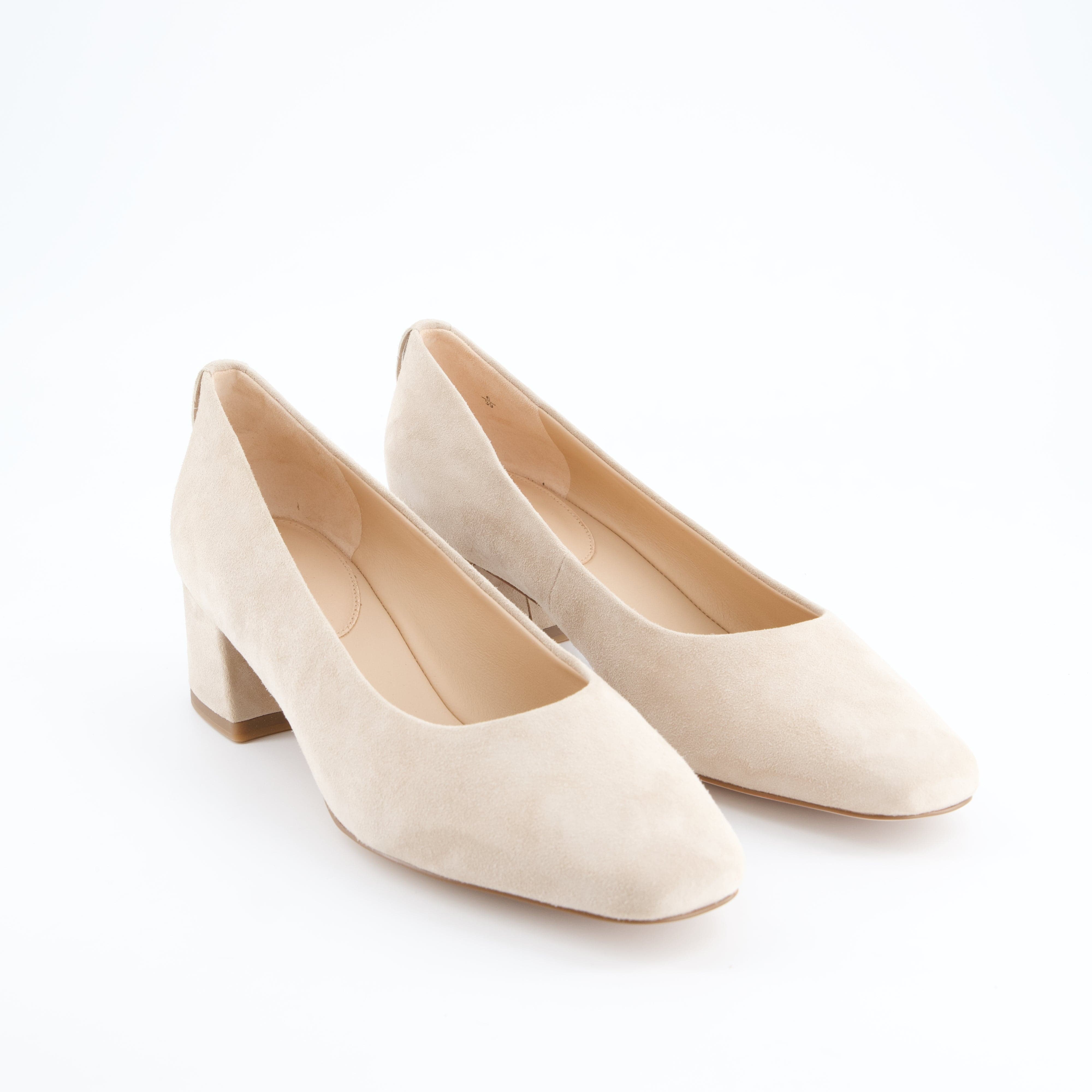 Peter Kaiser D - Pumps, P