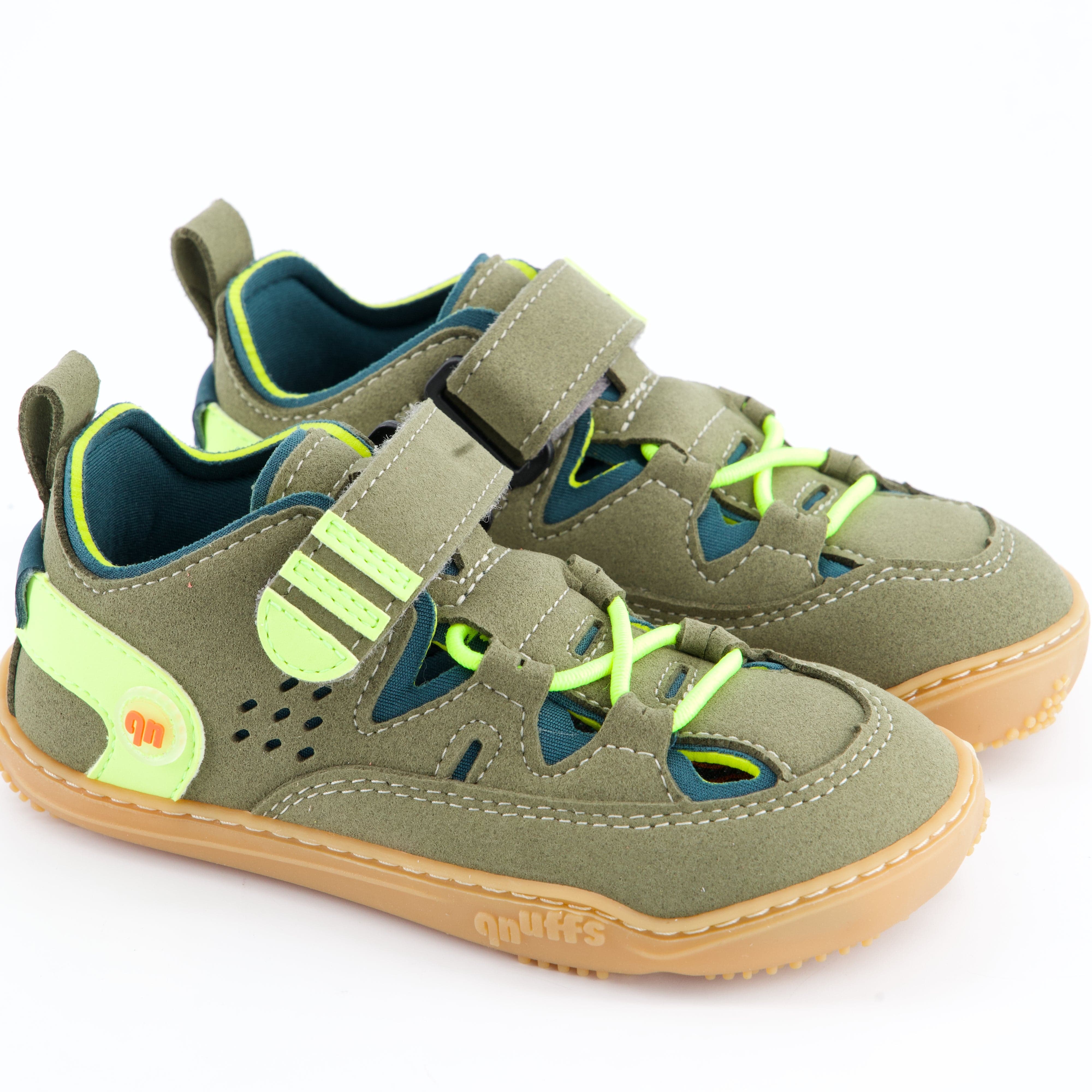 QNUFFS Burschenschuhe - Sandale Sandale LÄRCHE