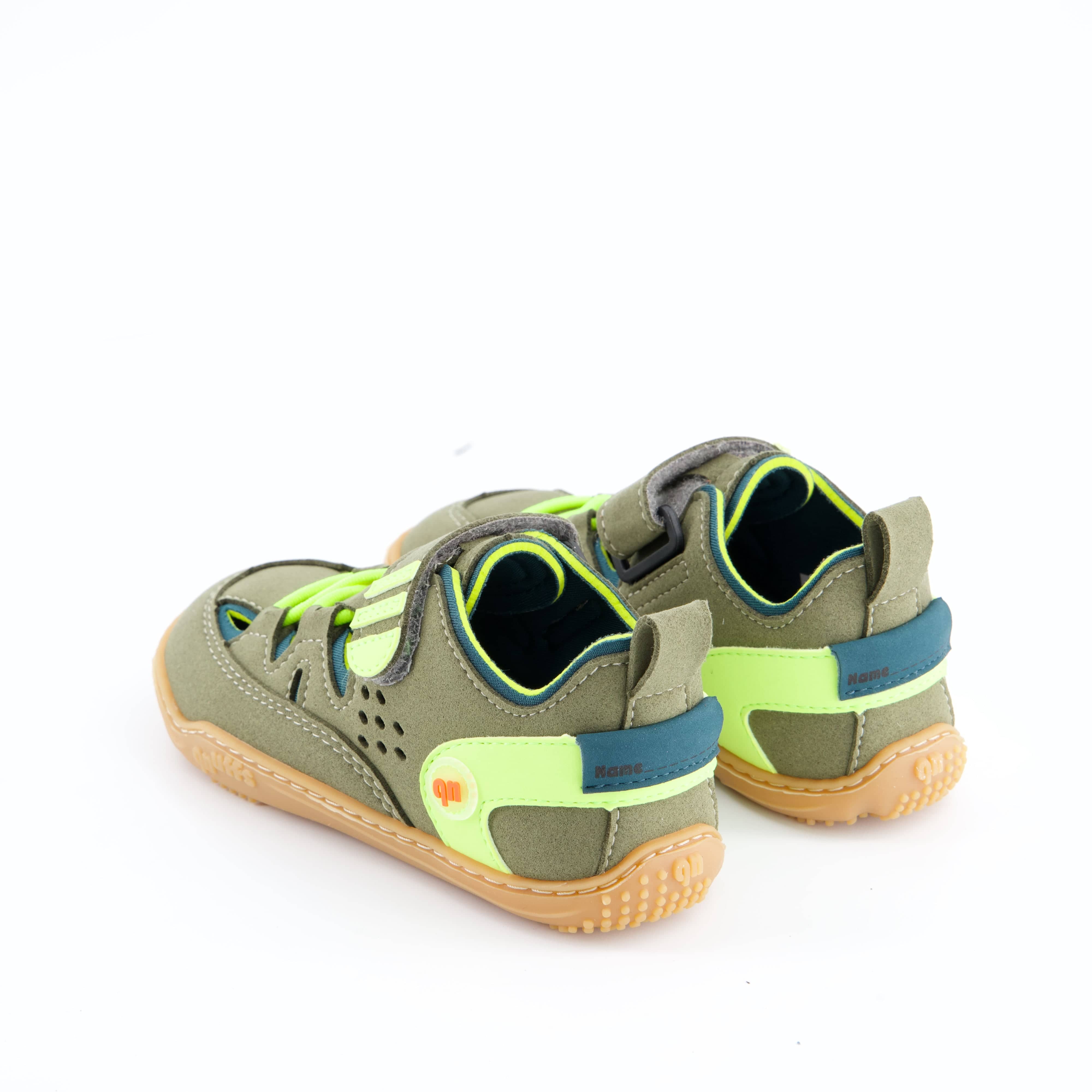 QNUFFS Burschenschuhe - Sandale Sandale LÄRCHE