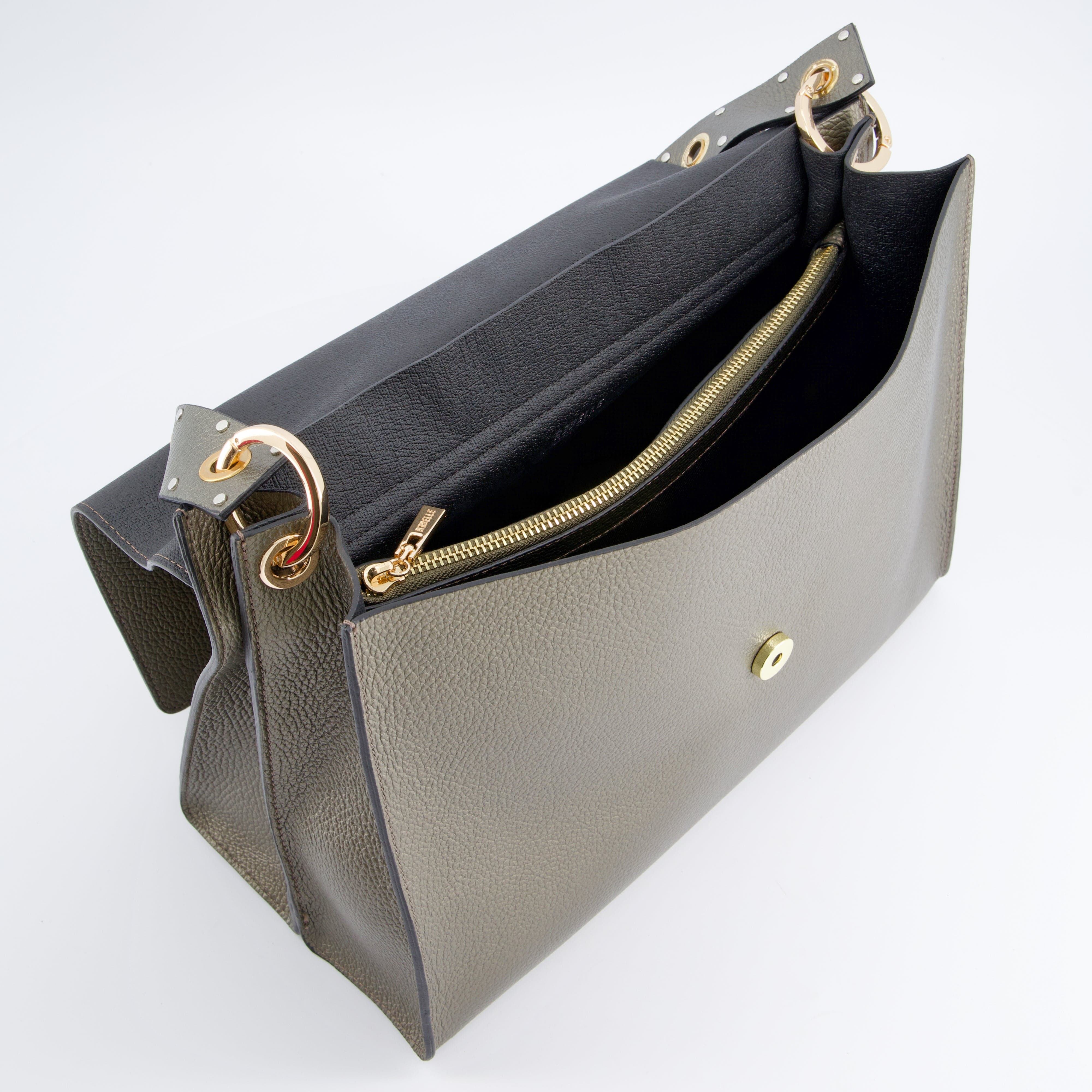 REBELLE D - Tasche, Grösse T