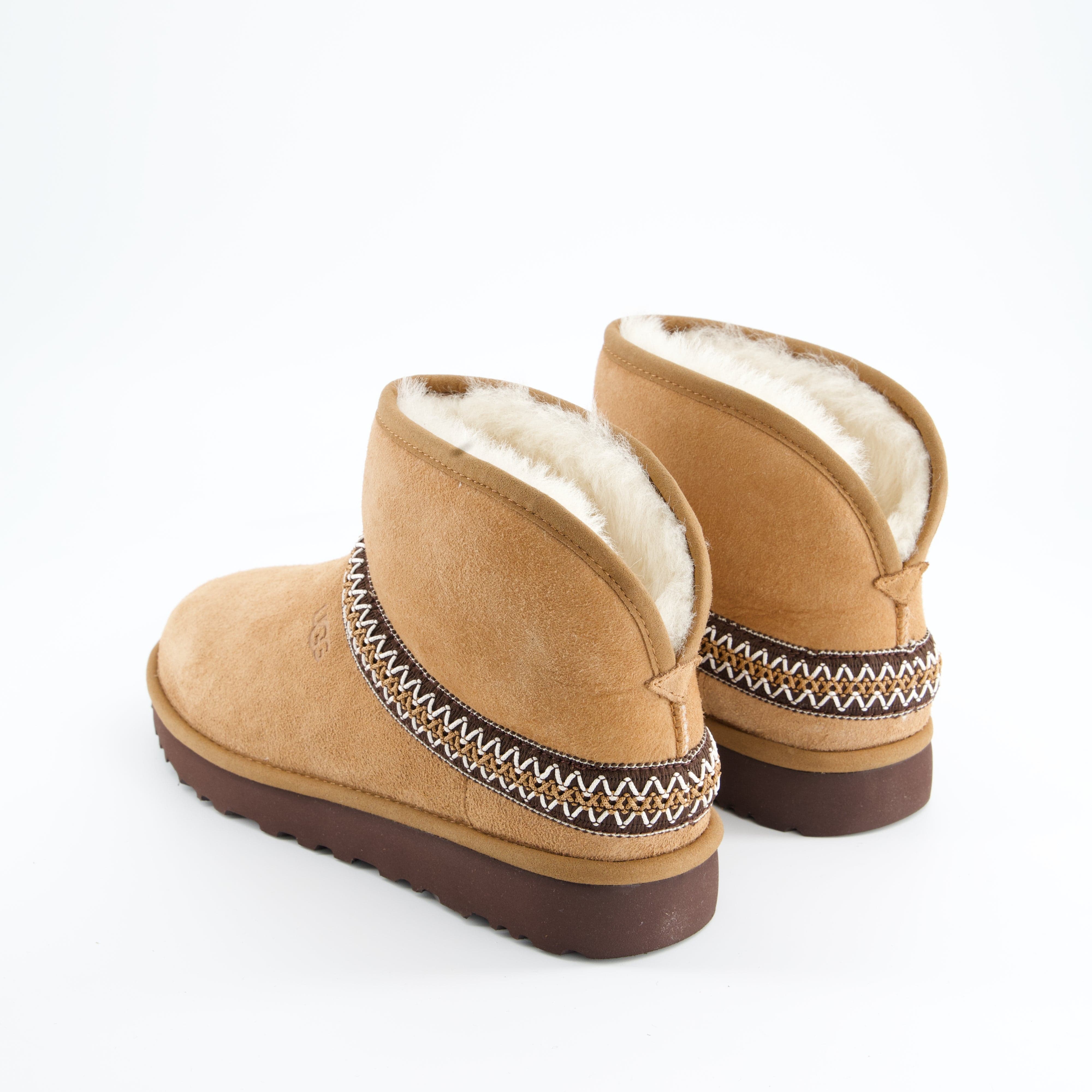 UGG Damenschuhe - Winterstiefel Winterstiefel Classic Mini Crescent