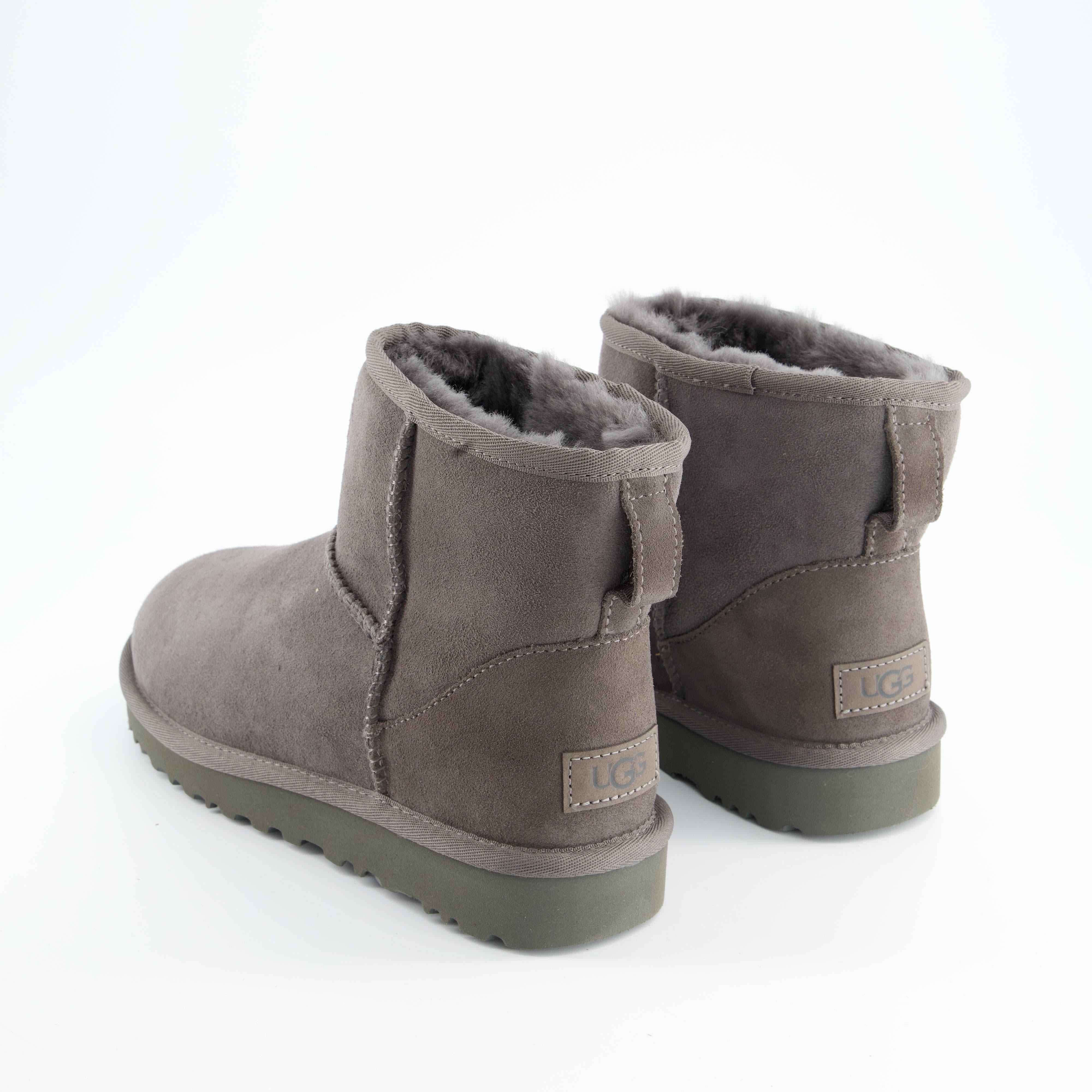 UGG Damenschuhe - Winterstiefel Winterstiefel Classic Mini II