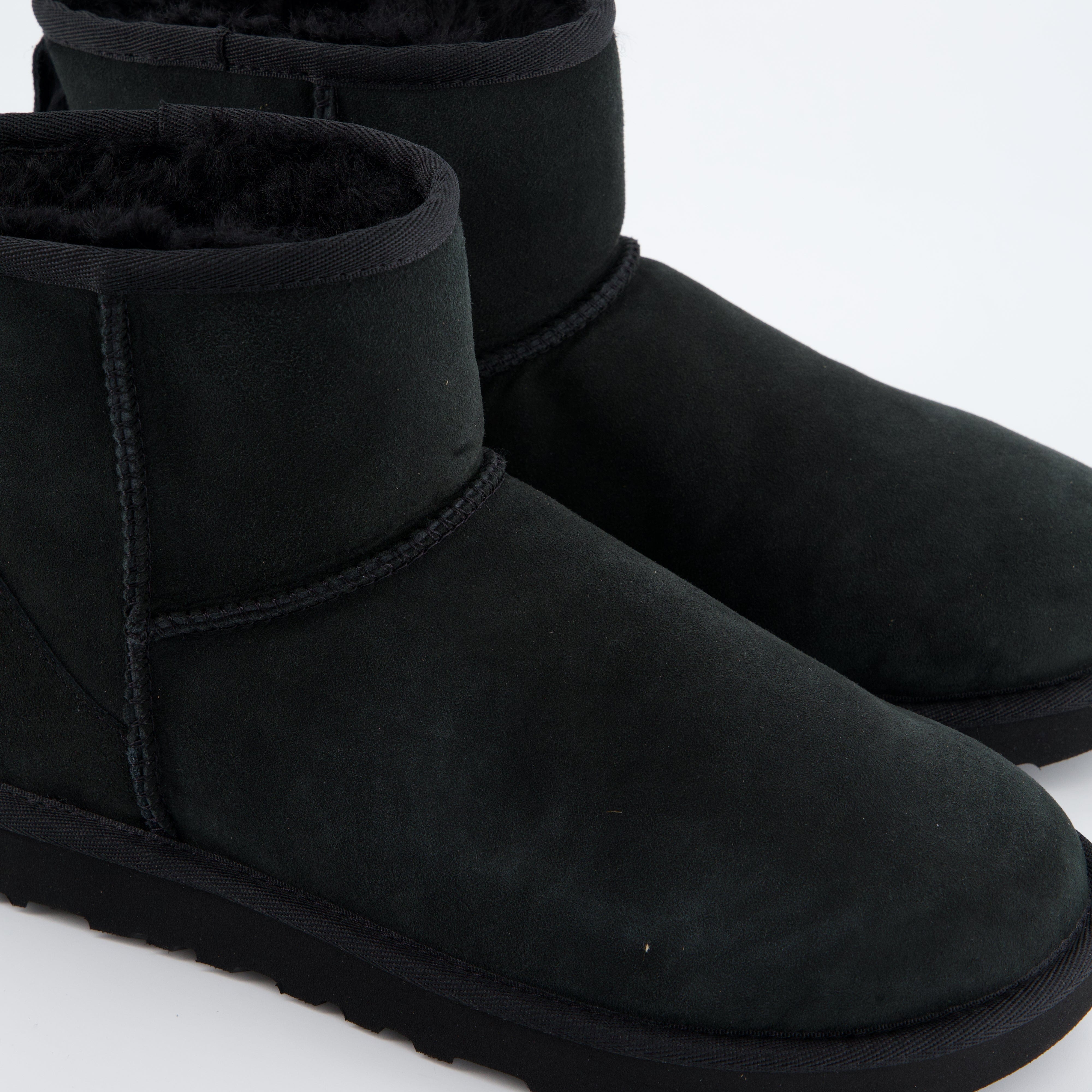 UGG Damenschuhe - Winterstiefel Winterstiefel Classic Mini II