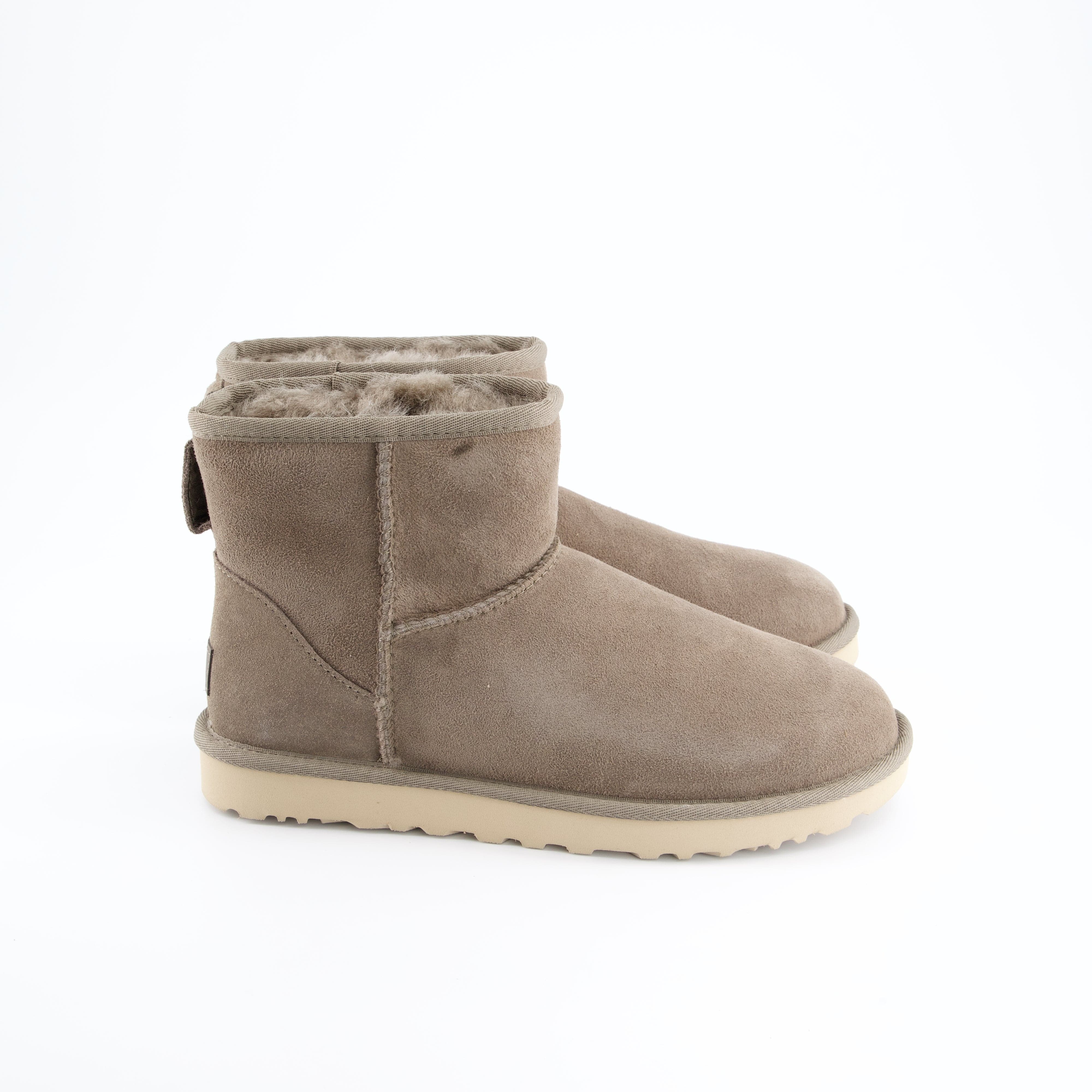 UGG Damenschuhe - Winterstiefel Winterstiefel Classic Mini II