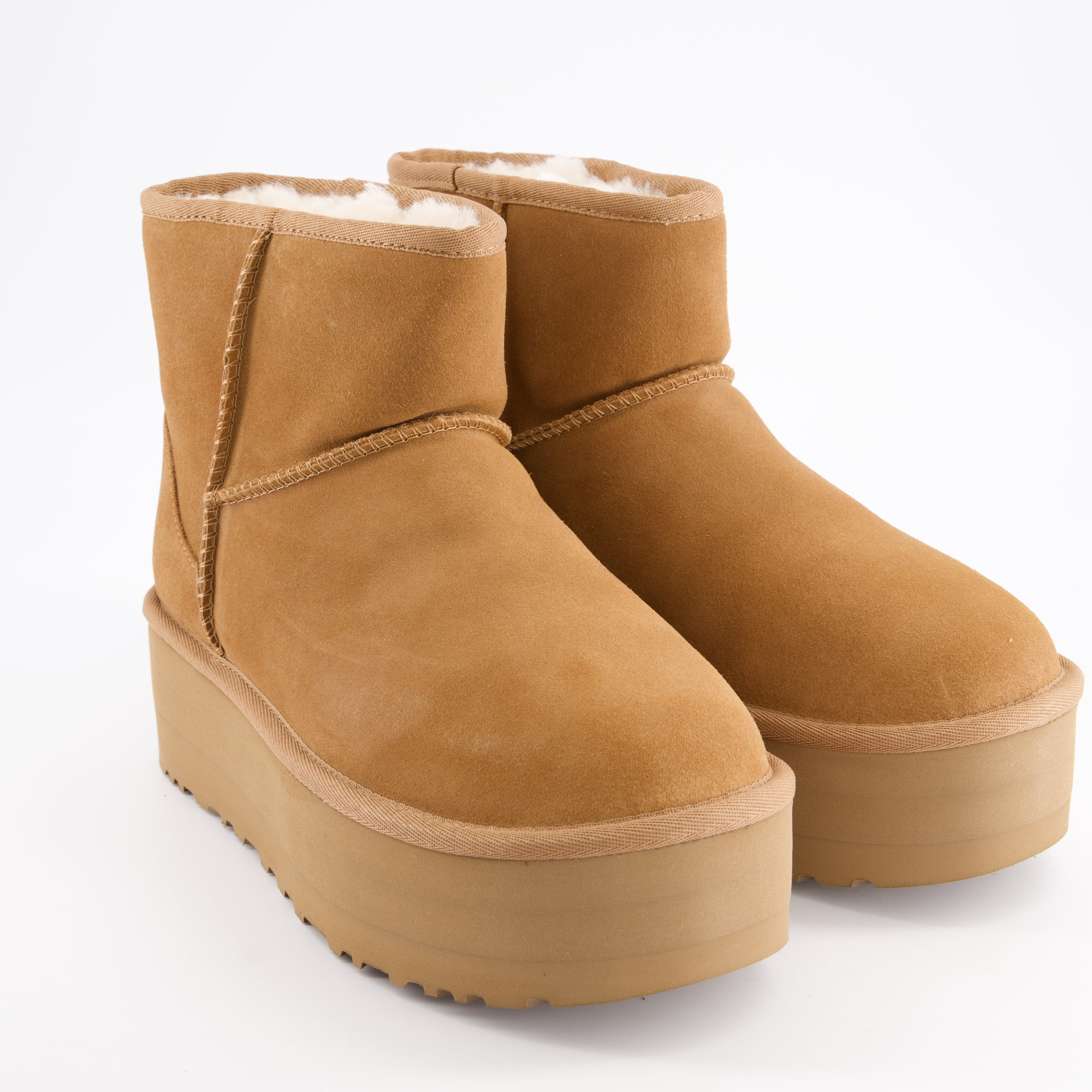 UGG Damenschuhe - Winterstiefel, Winterstiefel Classic Mini Platform