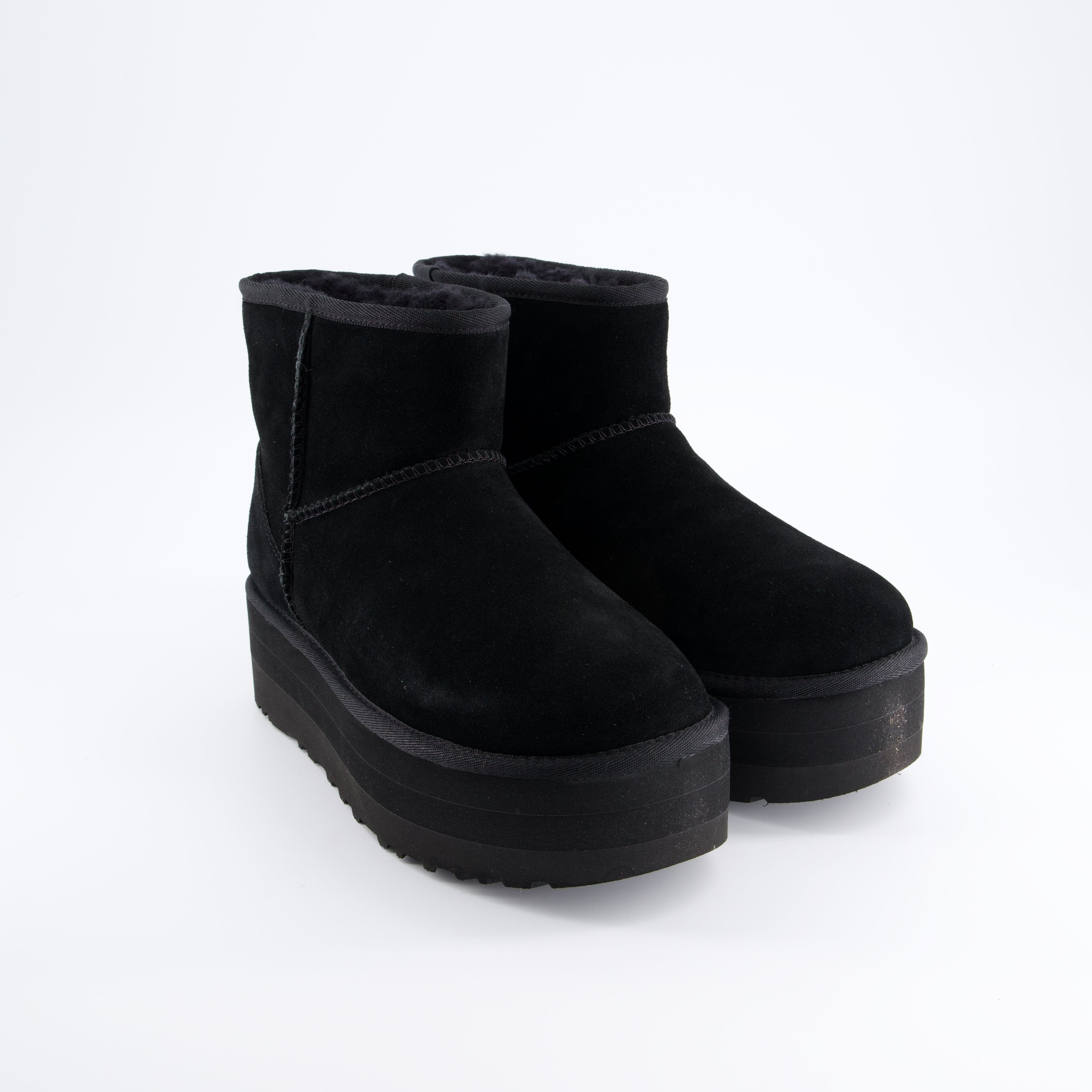 UGG Damenschuhe - Winterstiefel, Winterstiefel Classic Mini Platform