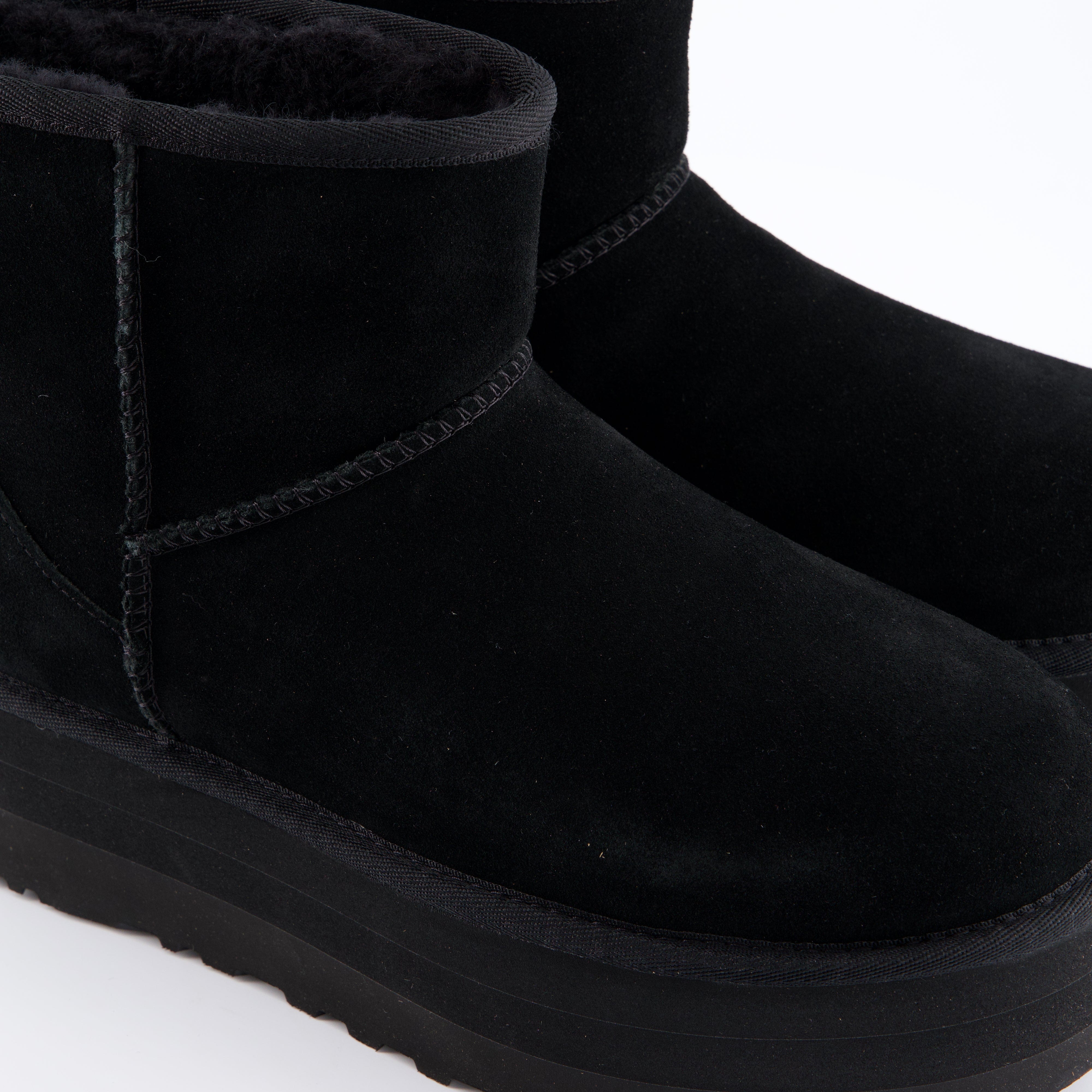 UGG Damenschuhe - Winterstiefel, Winterstiefel Classic Mini Platform