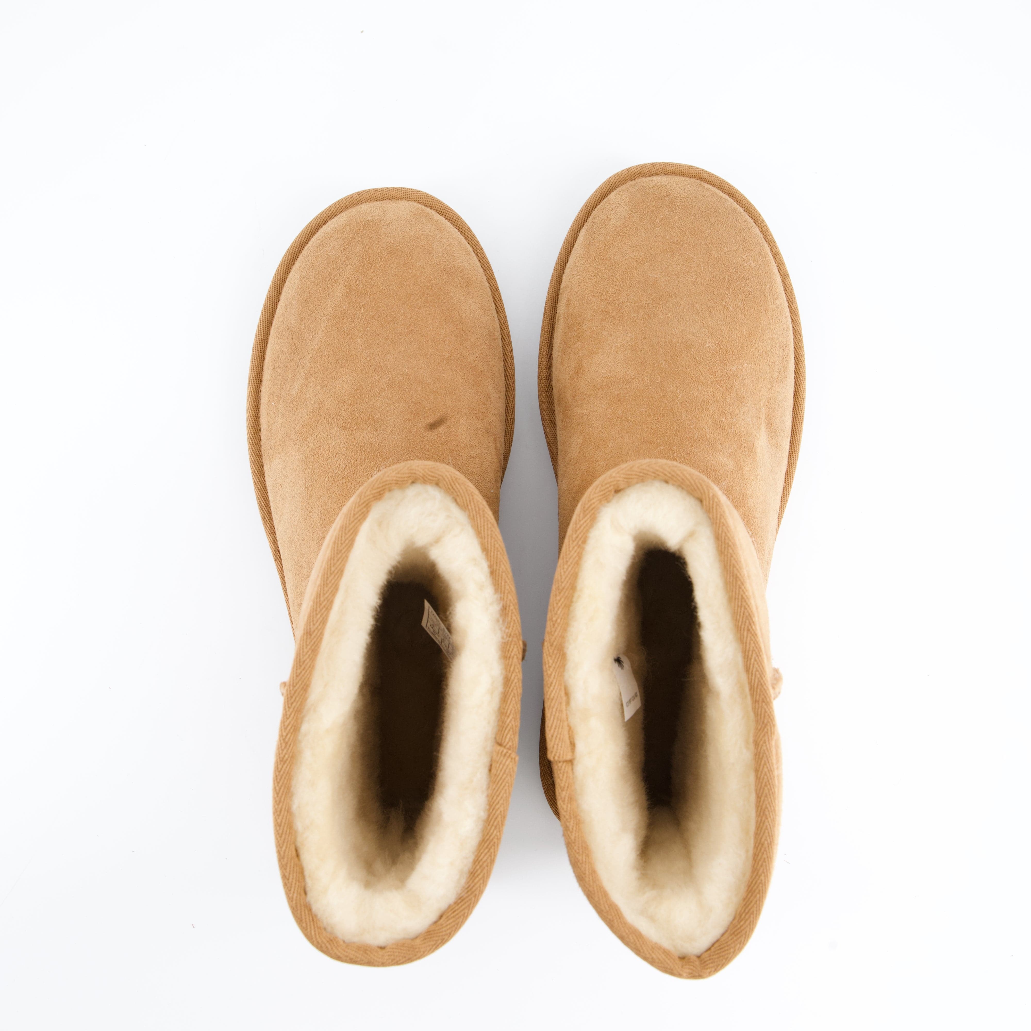 UGG Damenschuhe - Winterstiefel Winterstiefel Classic Short II