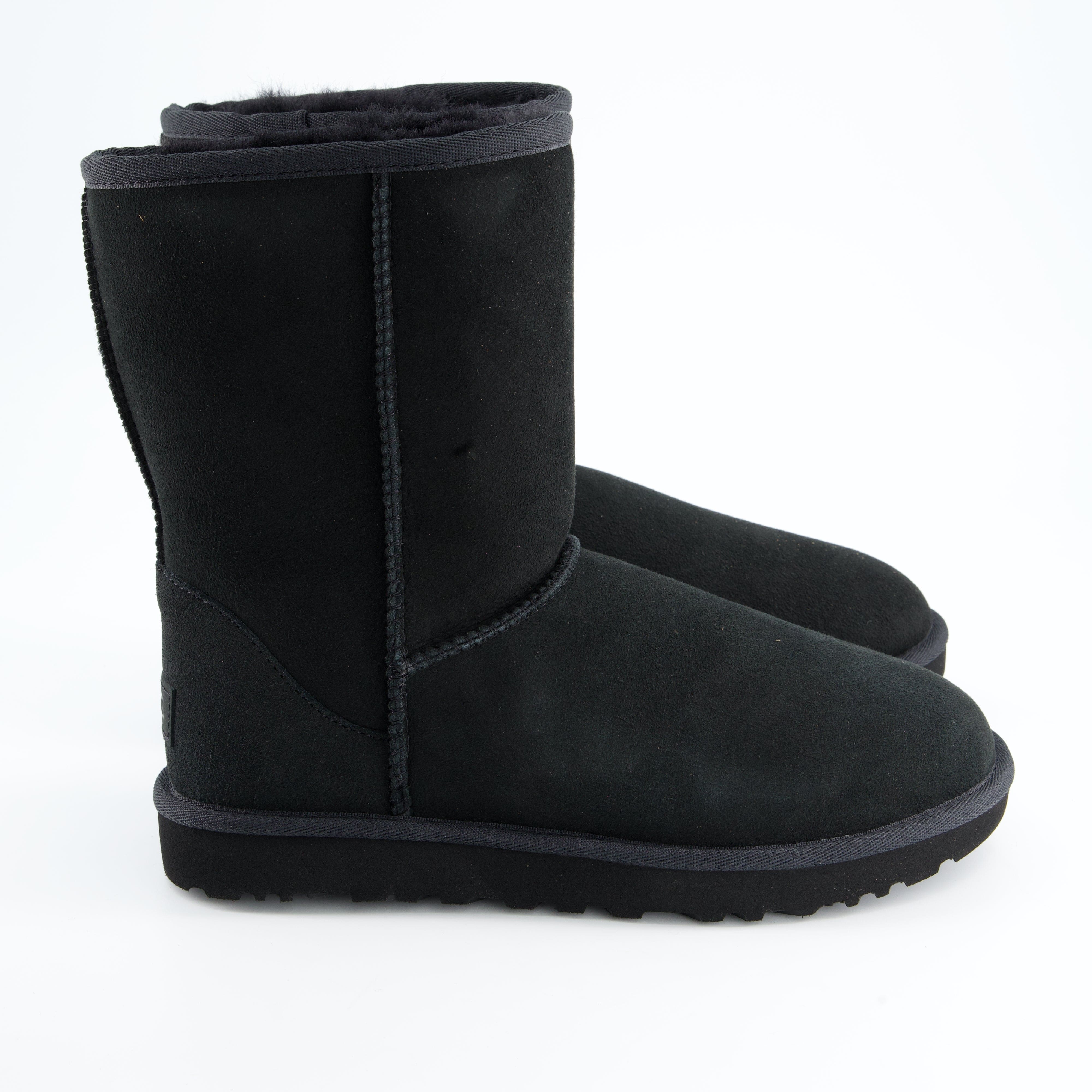 UGG Damenschuhe - Winterstiefel Winterstiefel Classic Short II