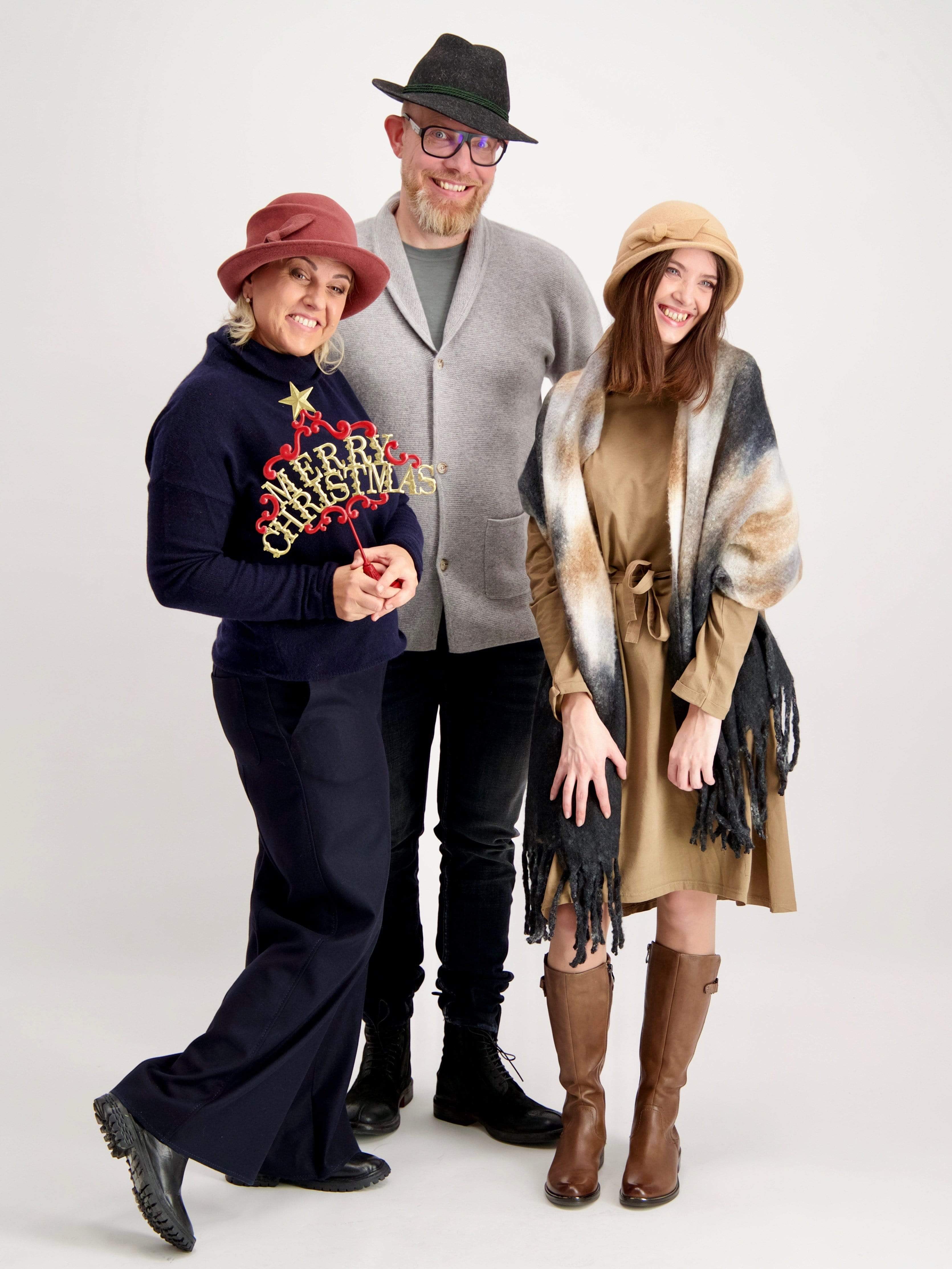 K. + R. Lembert KG Bekleidung Damen - Hut, Hut 1378 W 20 H 9