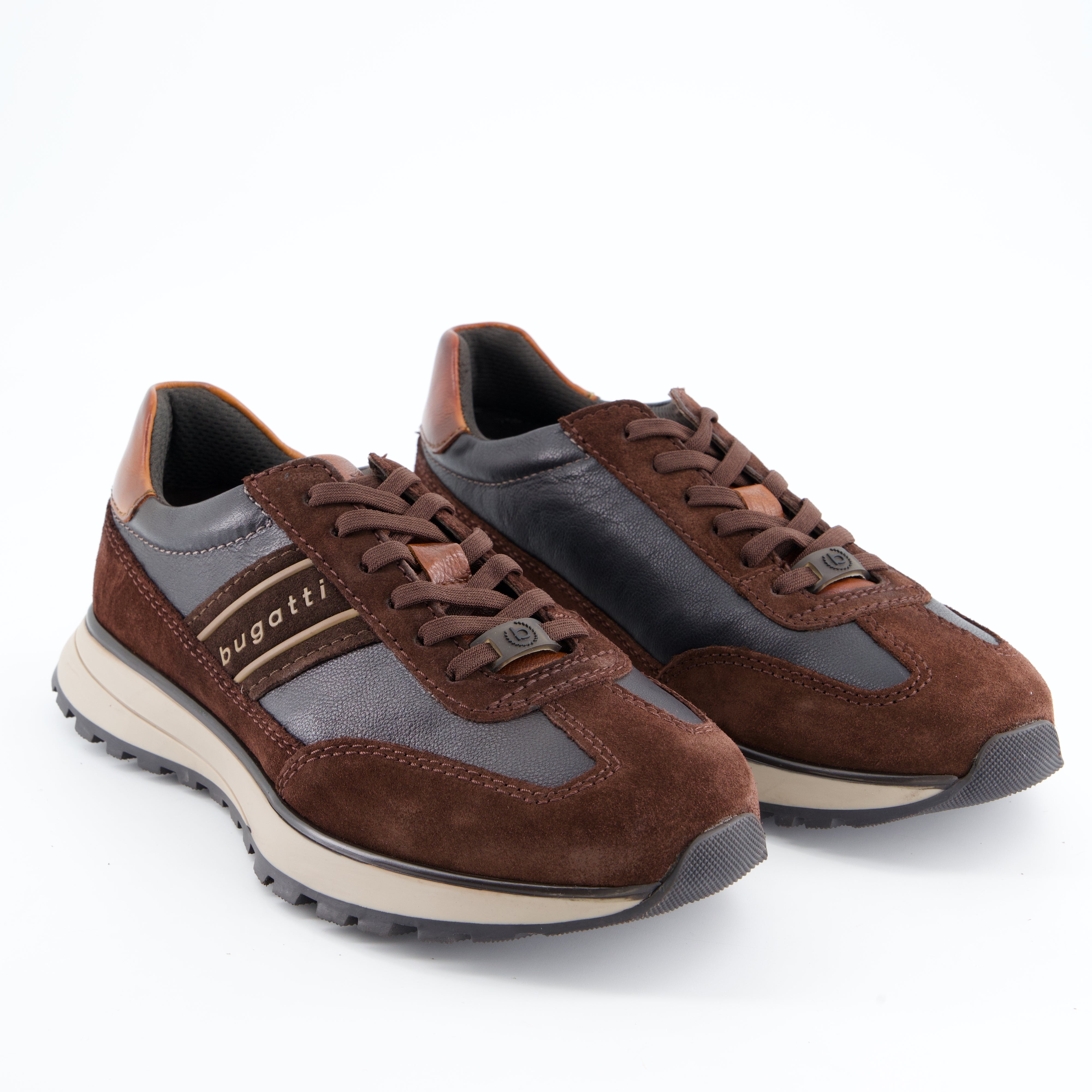 Schnürschuh