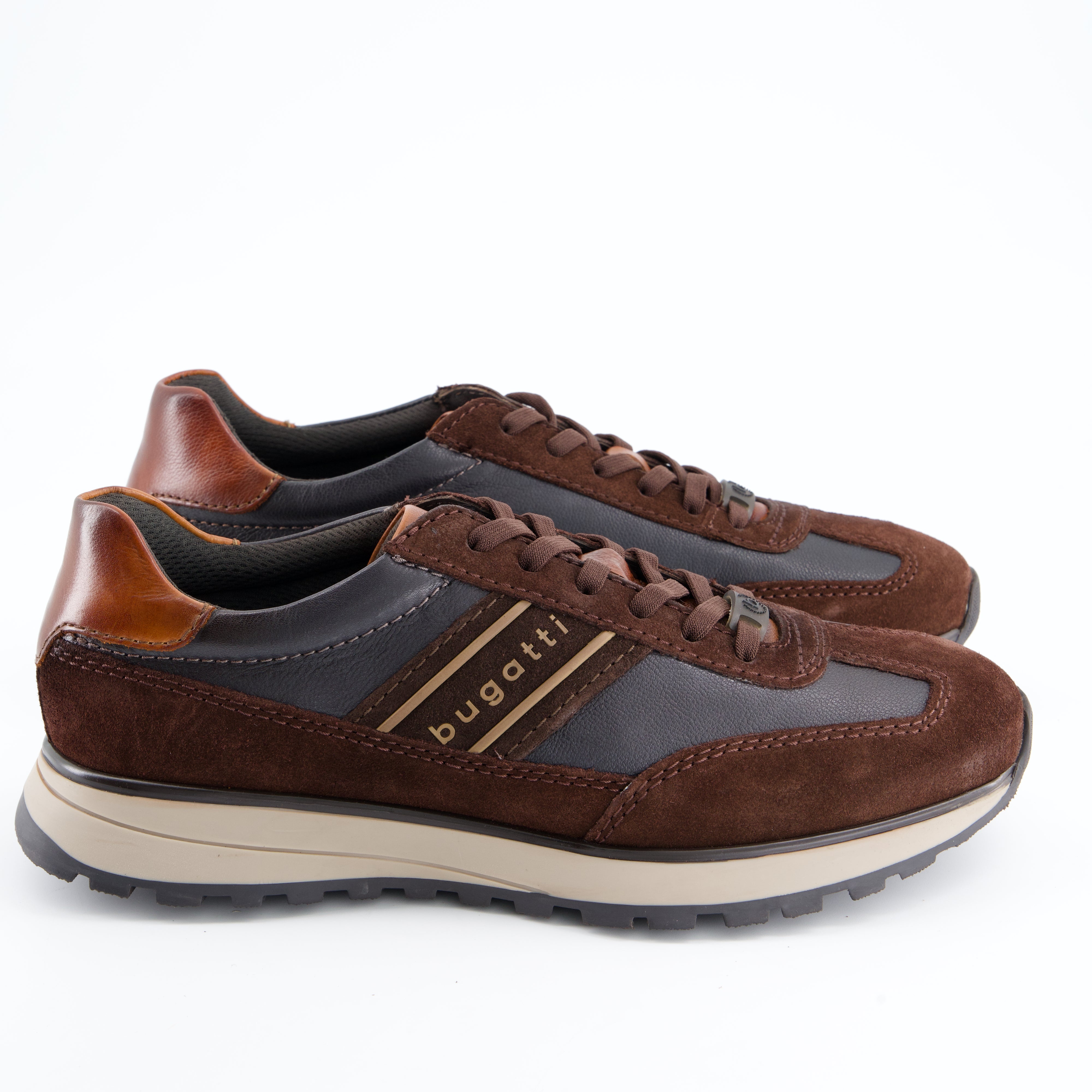Schnürschuh