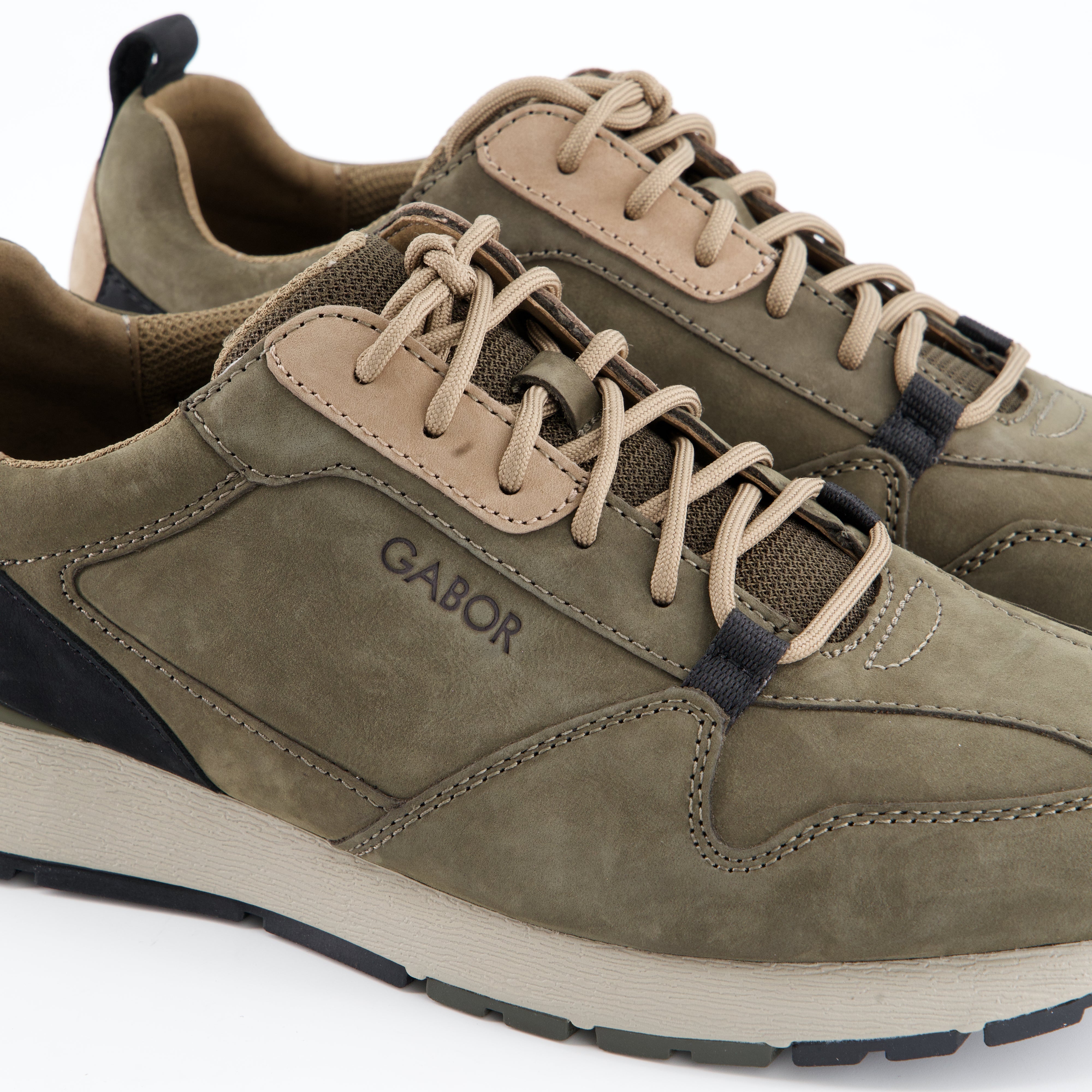 Schnürschuh Sneaker low