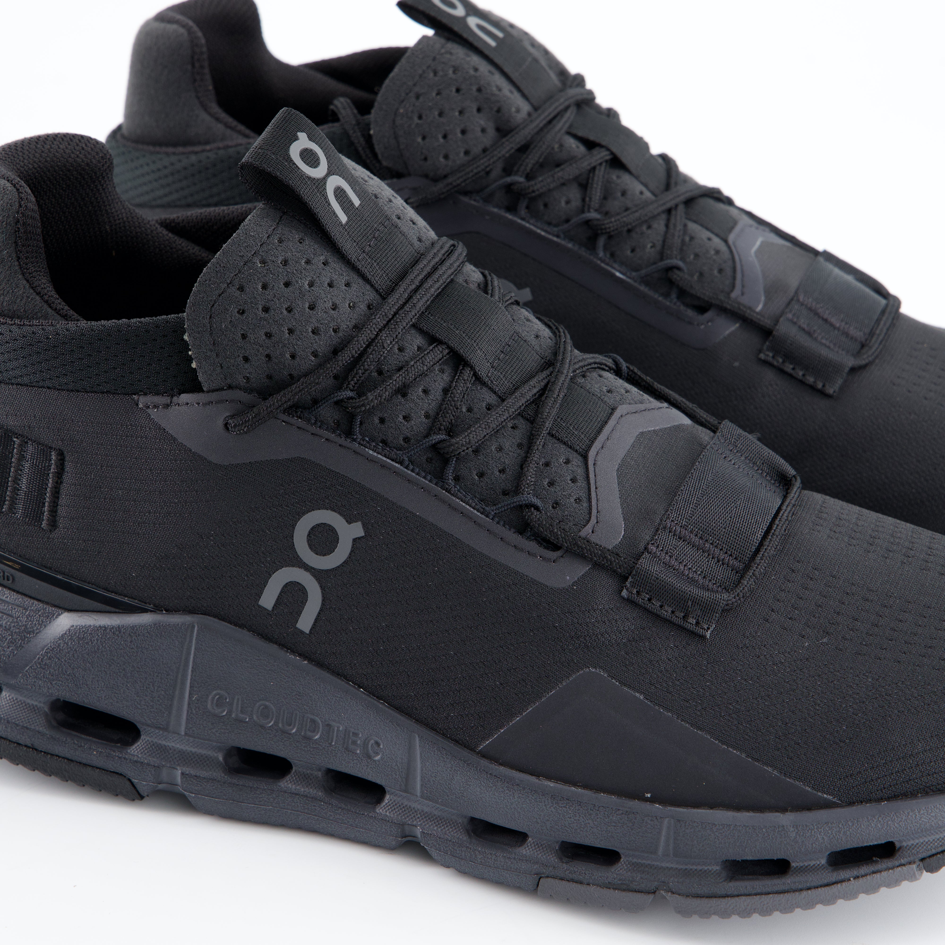 Sneaker Cloudnova 2